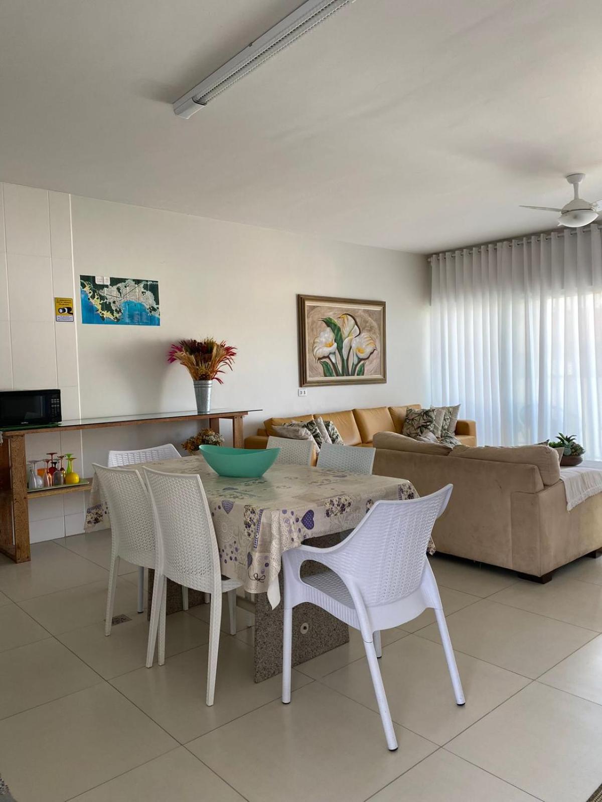 Bouganville Guest House BC