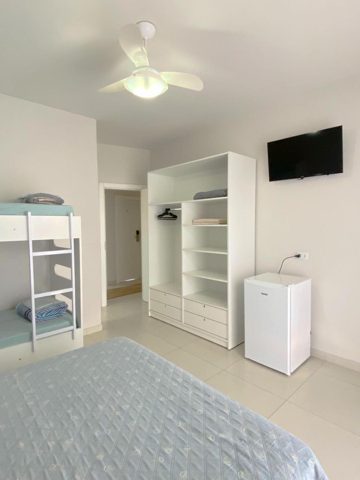 Bouganville Guest House BC