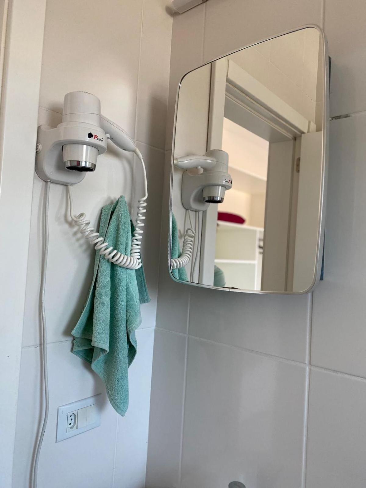 Bouganville Guest House BC