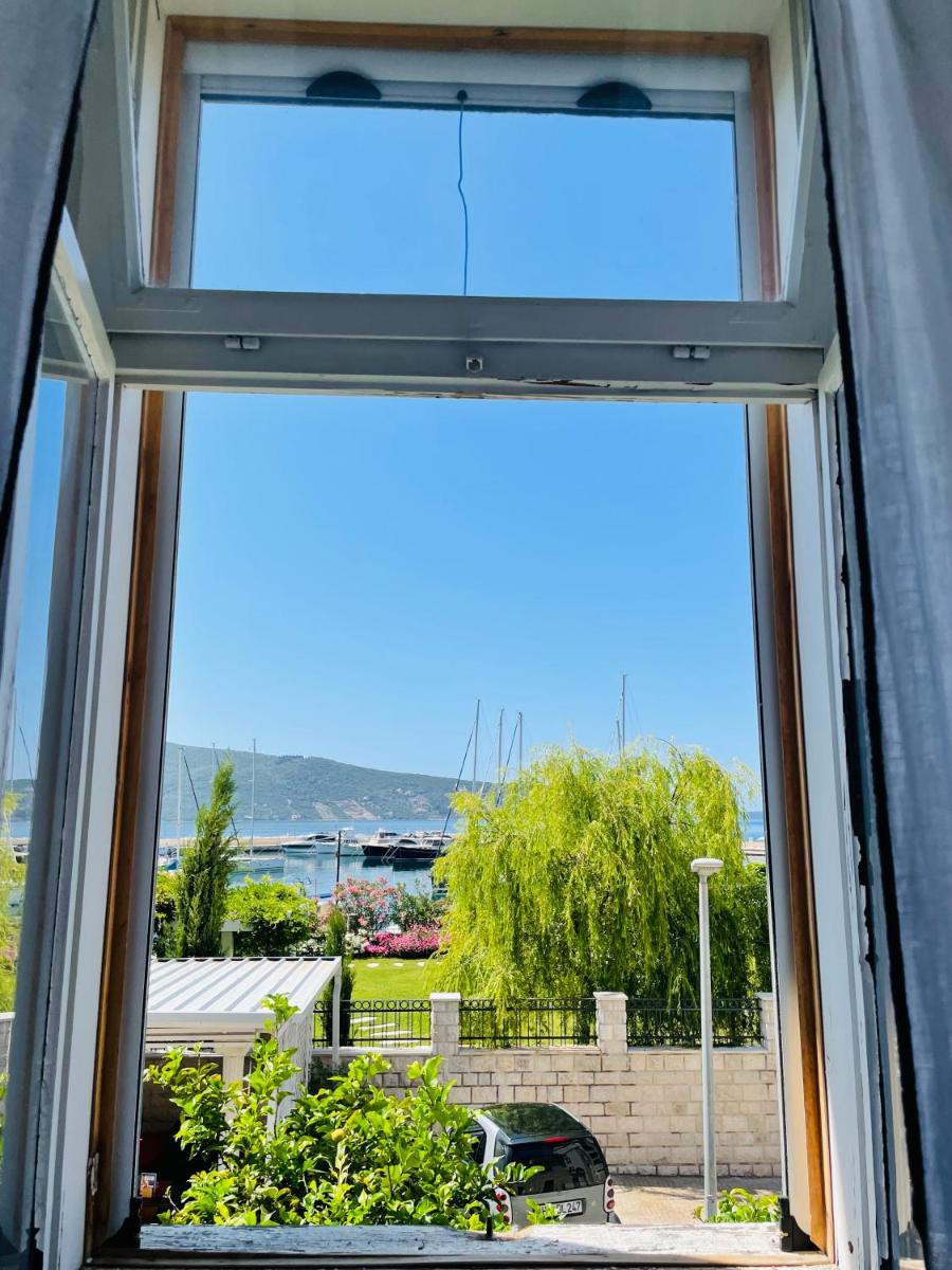 Barbi Blue Apartments photo 4