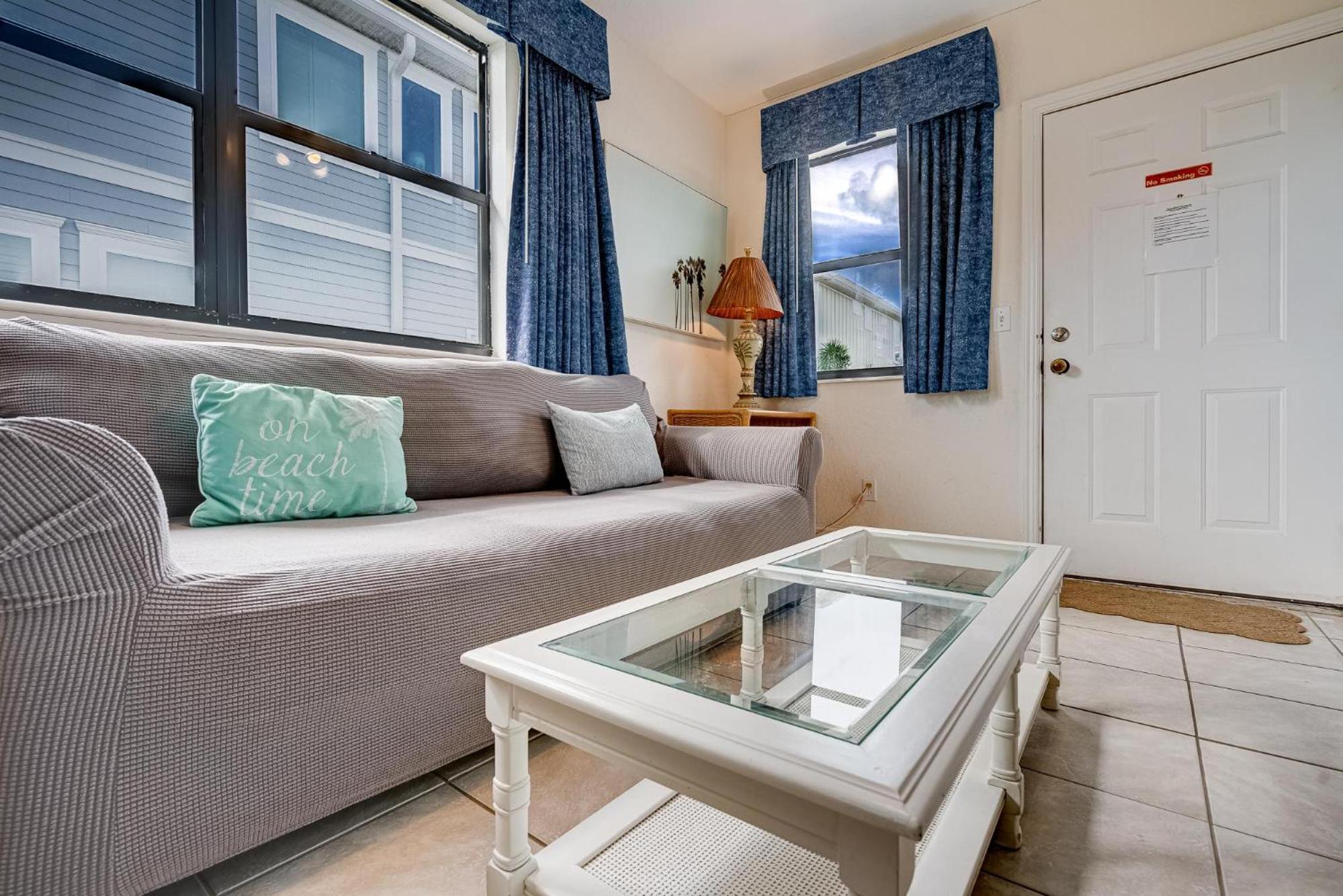 Royal Orleans 212 view 3