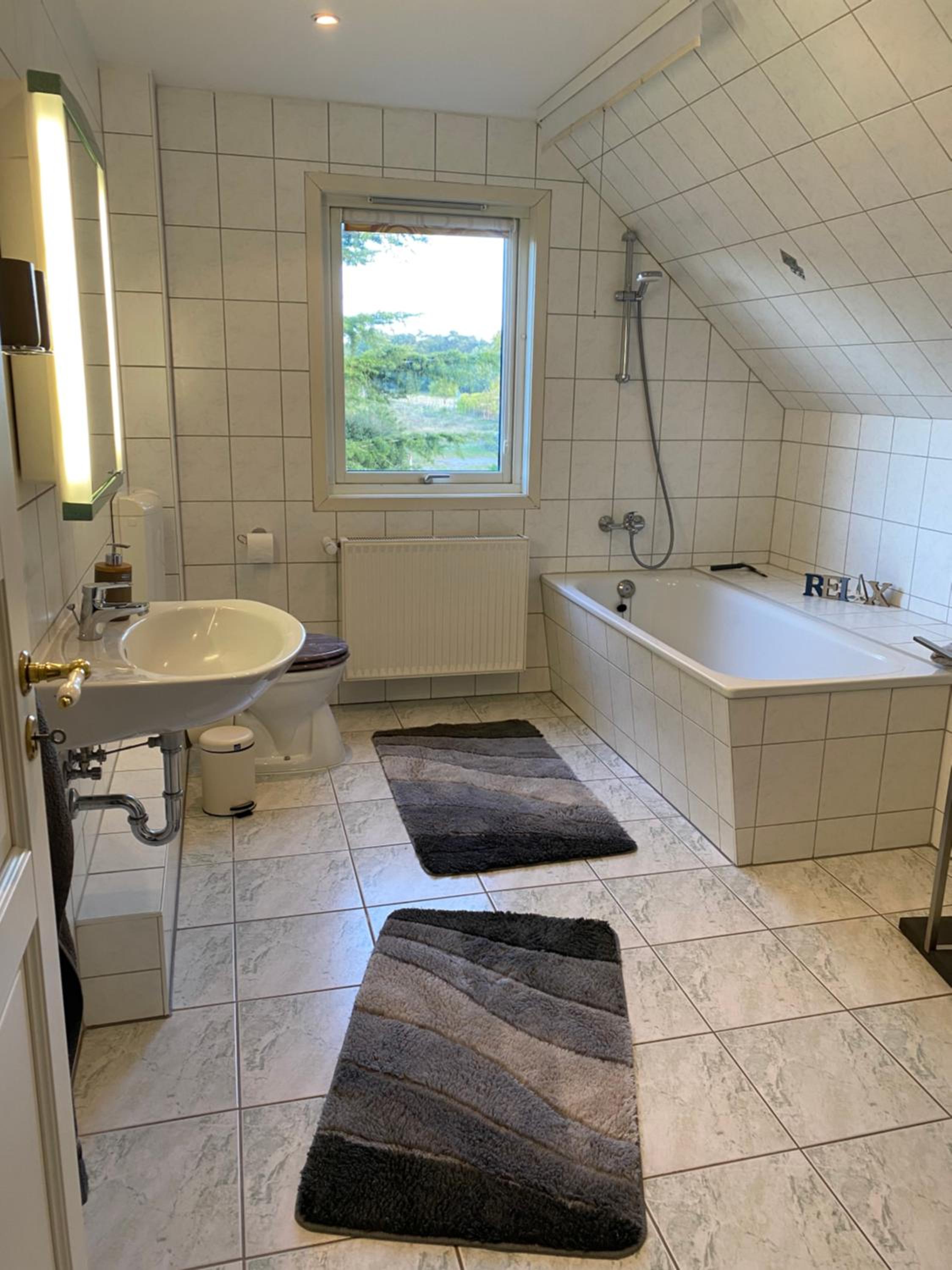 Freistehendes Einfamilienhaus mit Boddenblick Nähe Ostsee