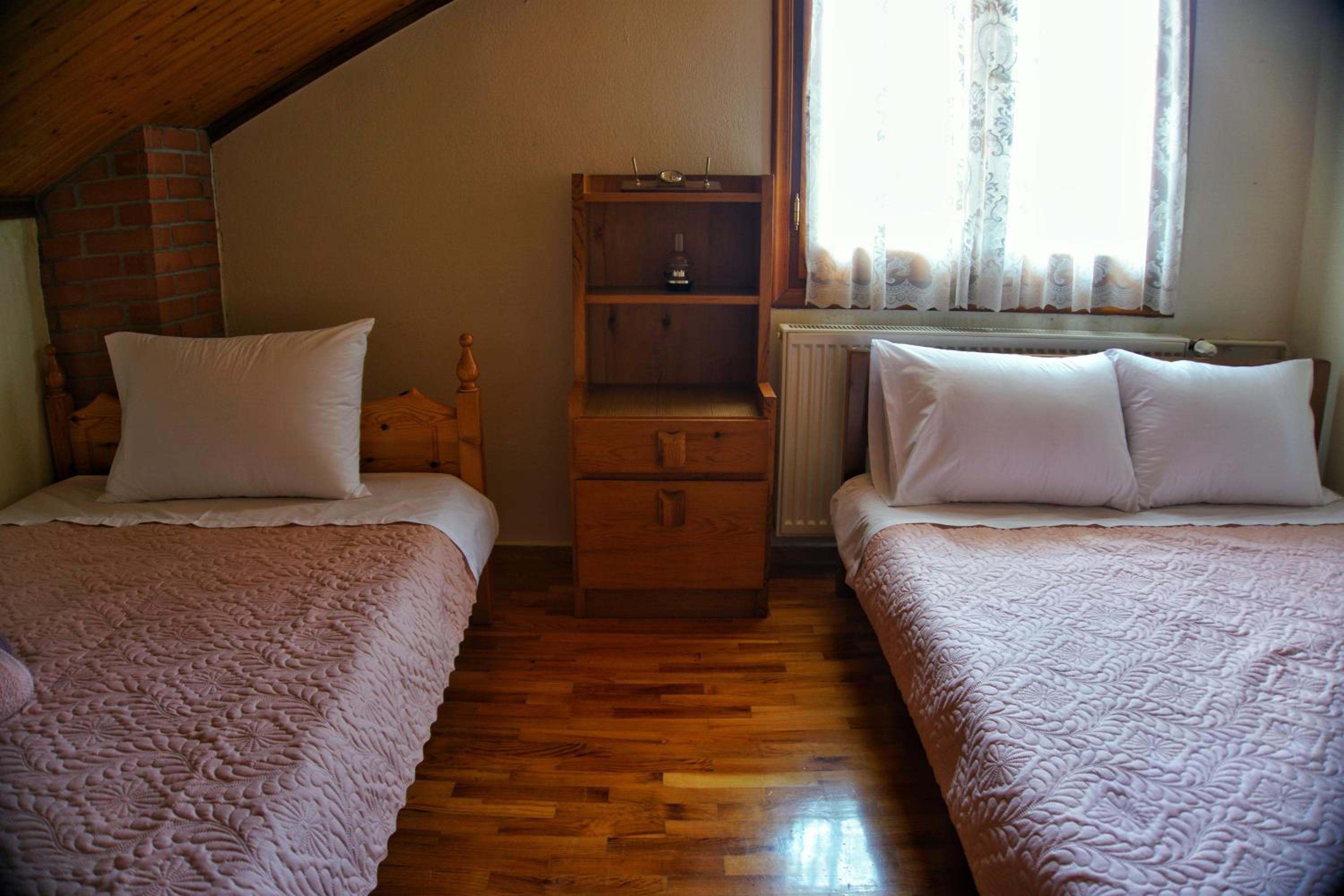 Wooden Sofita House with Unlimited View view 4