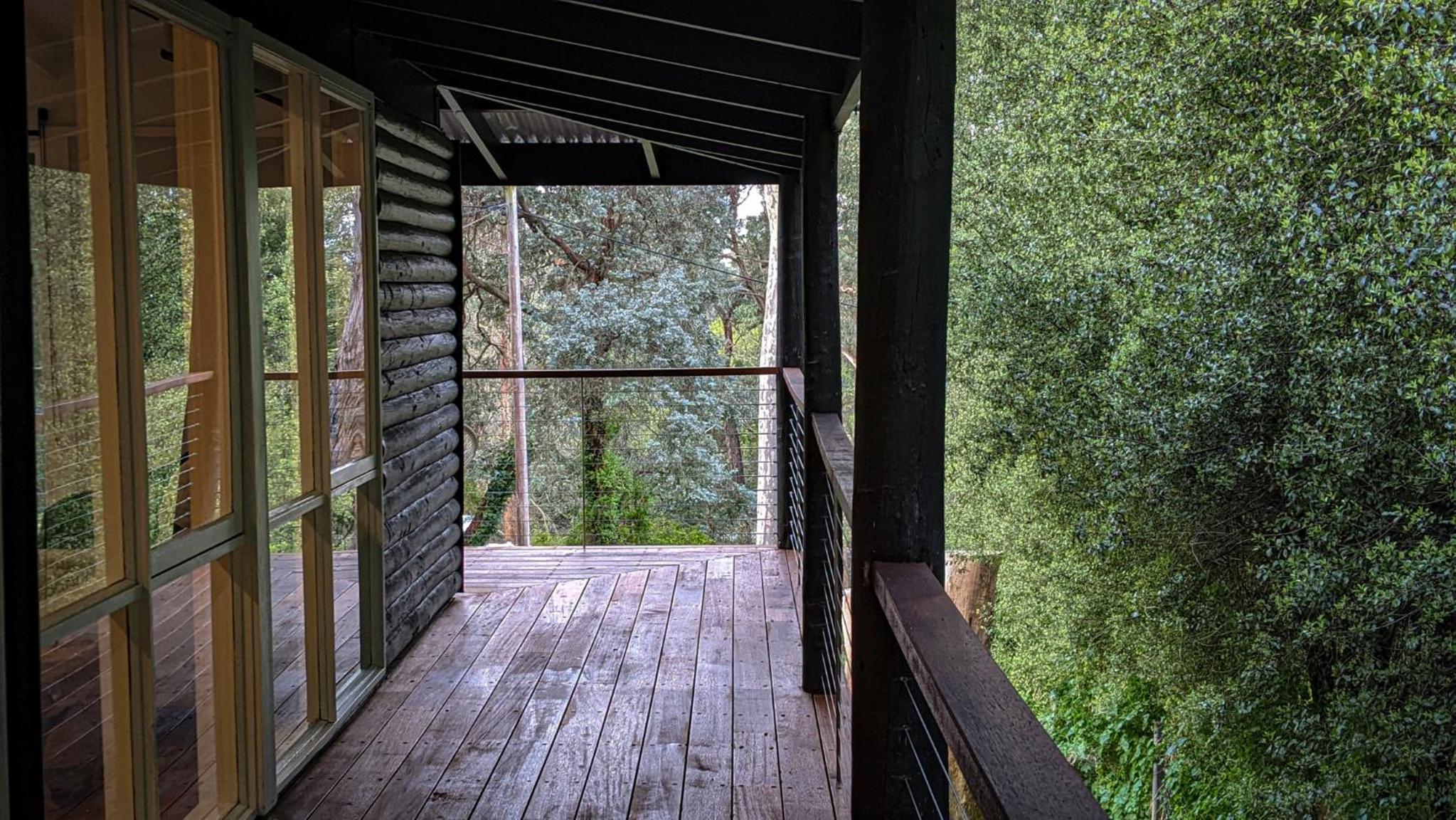 Peaceful country home in a middle of a rainforest