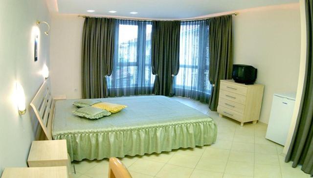 Stela Guest House