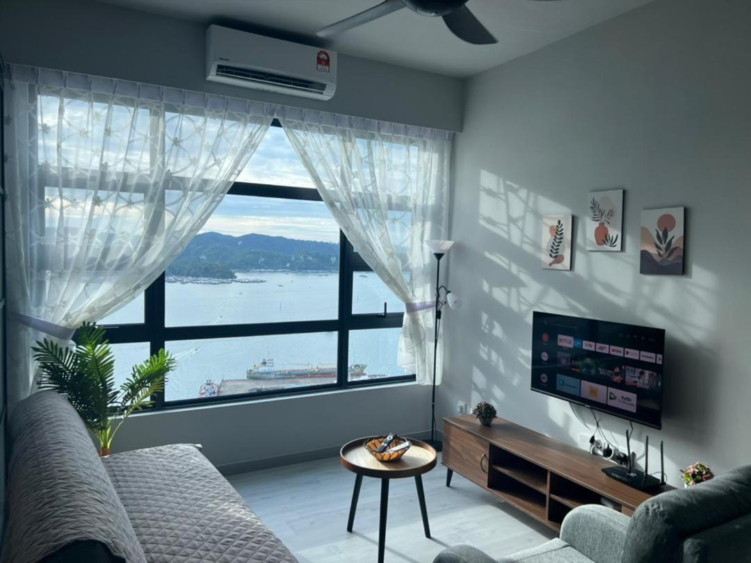 Jesselton Quay Seaview Homestay near Suria Sabah by StayPlace photo 1