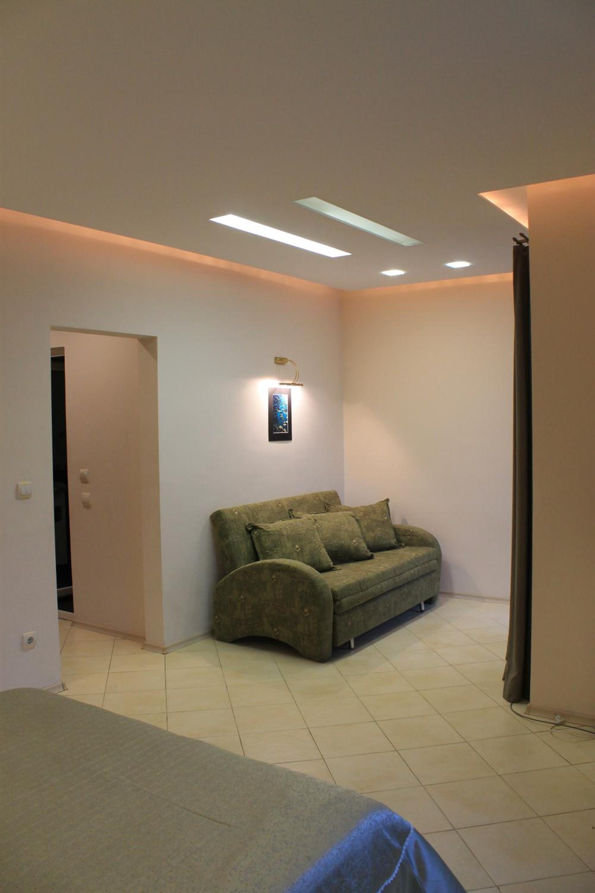Stela Guest House