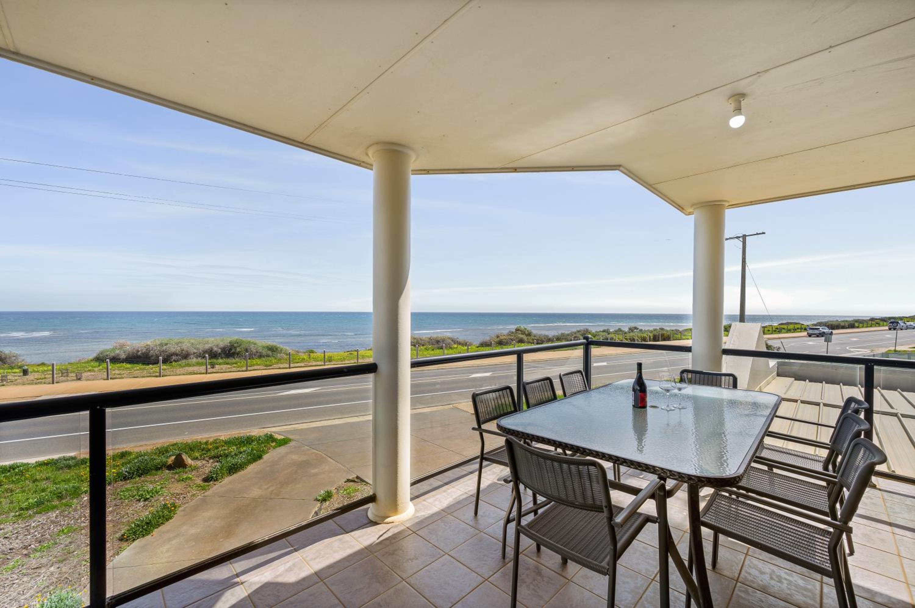 Mareblue Villa - Aldinga Beach - C21 SouthCoast Holidays