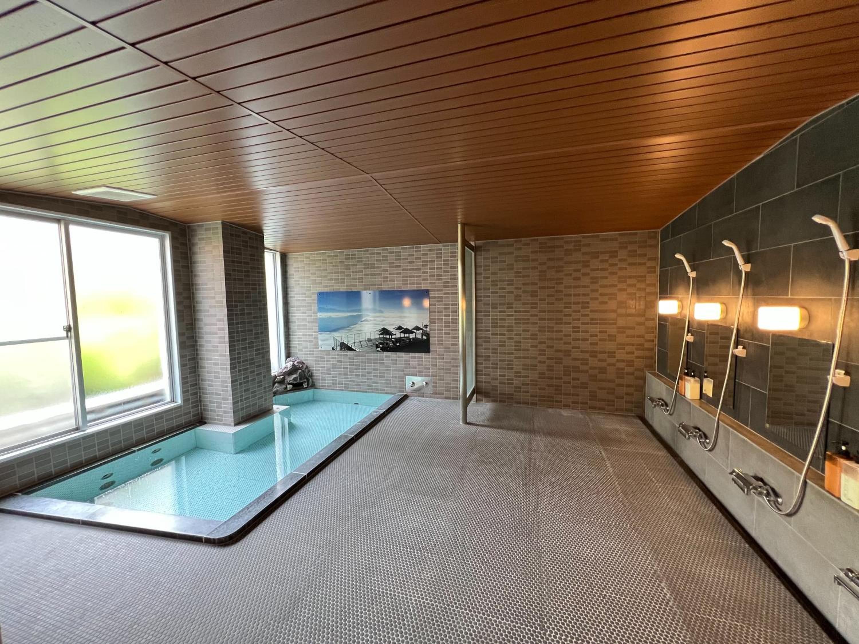 Kitashiga Holiday Inn