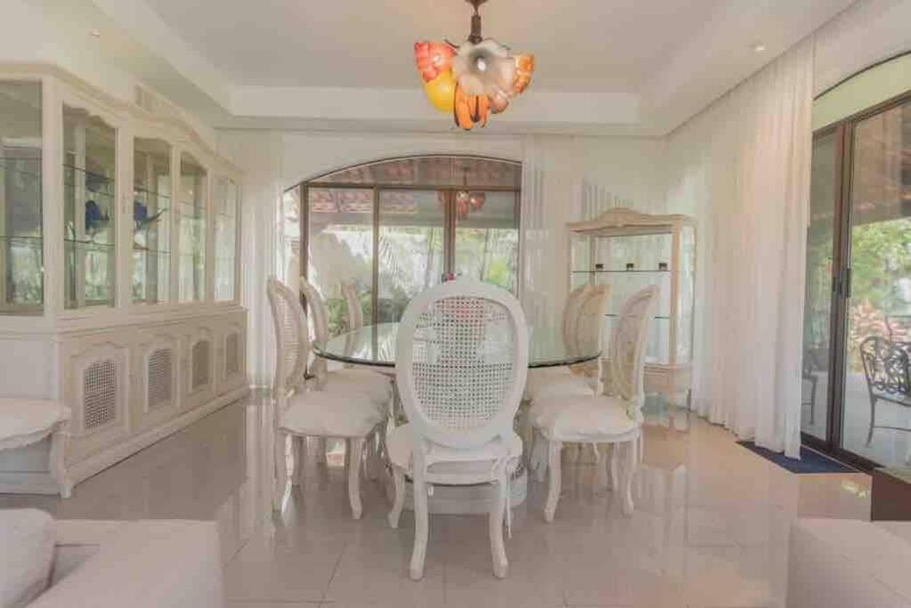 Elegant Lagoon front Villa by CASA PARAISO