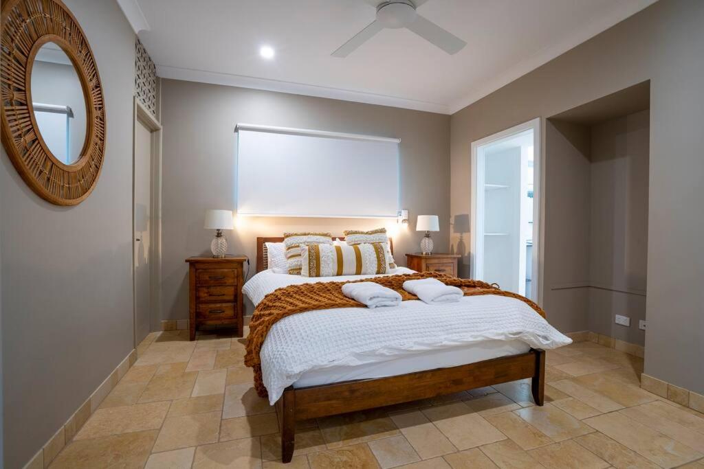 Serenity, Sprawling Home Surrounded By Acreage