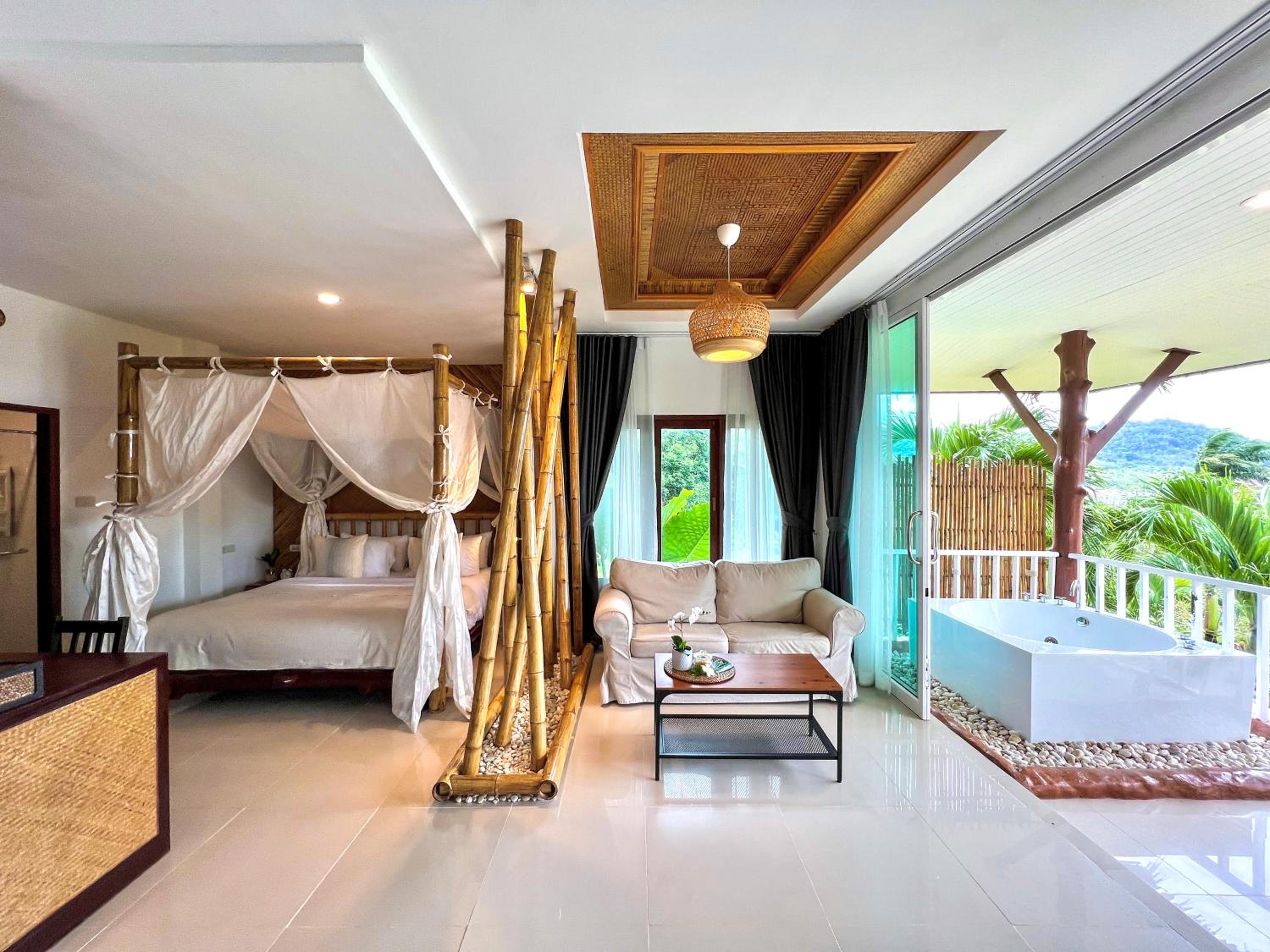 Baan Phuvara Retreat - Romantic Jacuzzi Mountain View Villas view 2