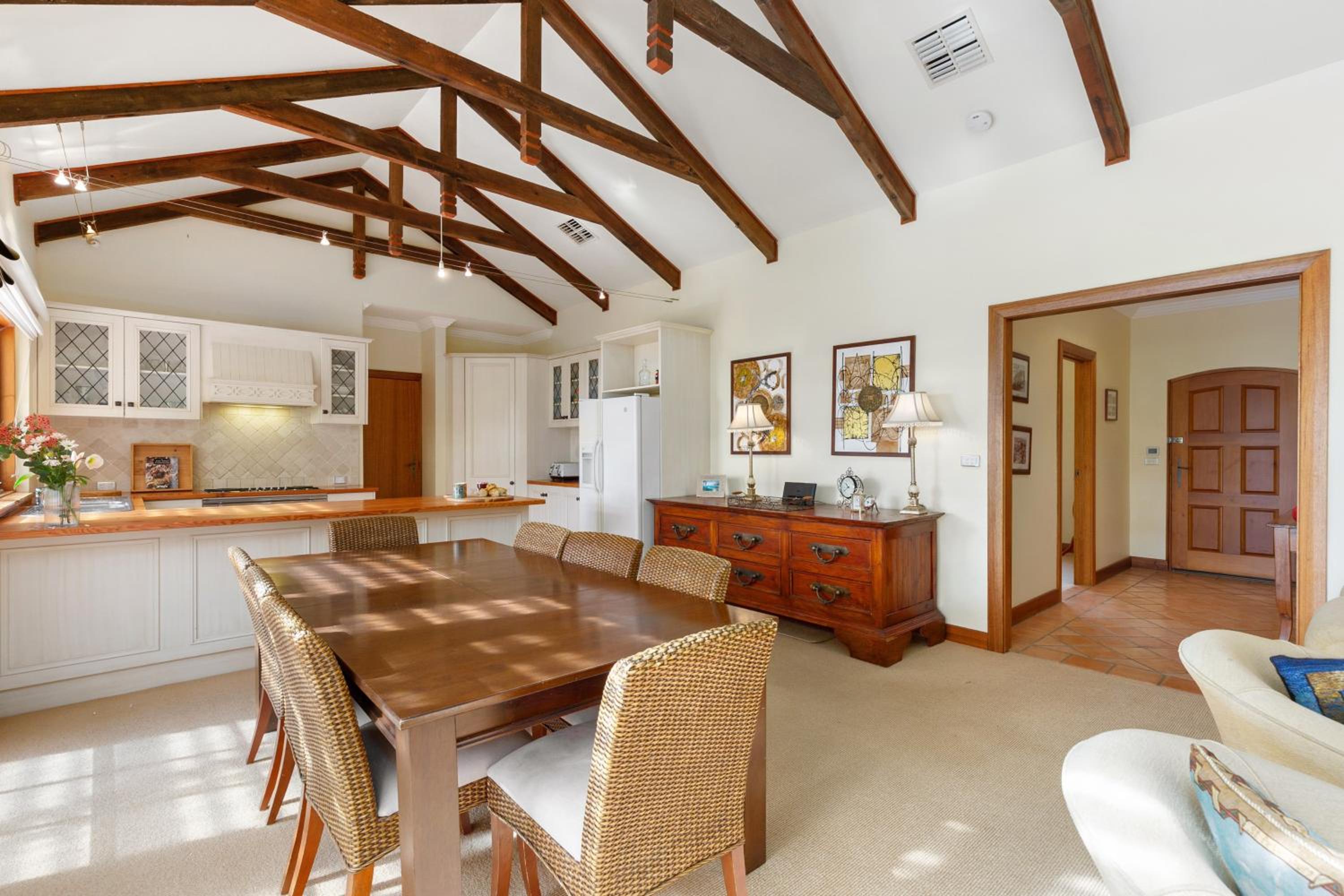 Elcott House - Carrickalinga - C21 SouthCoast Holidays