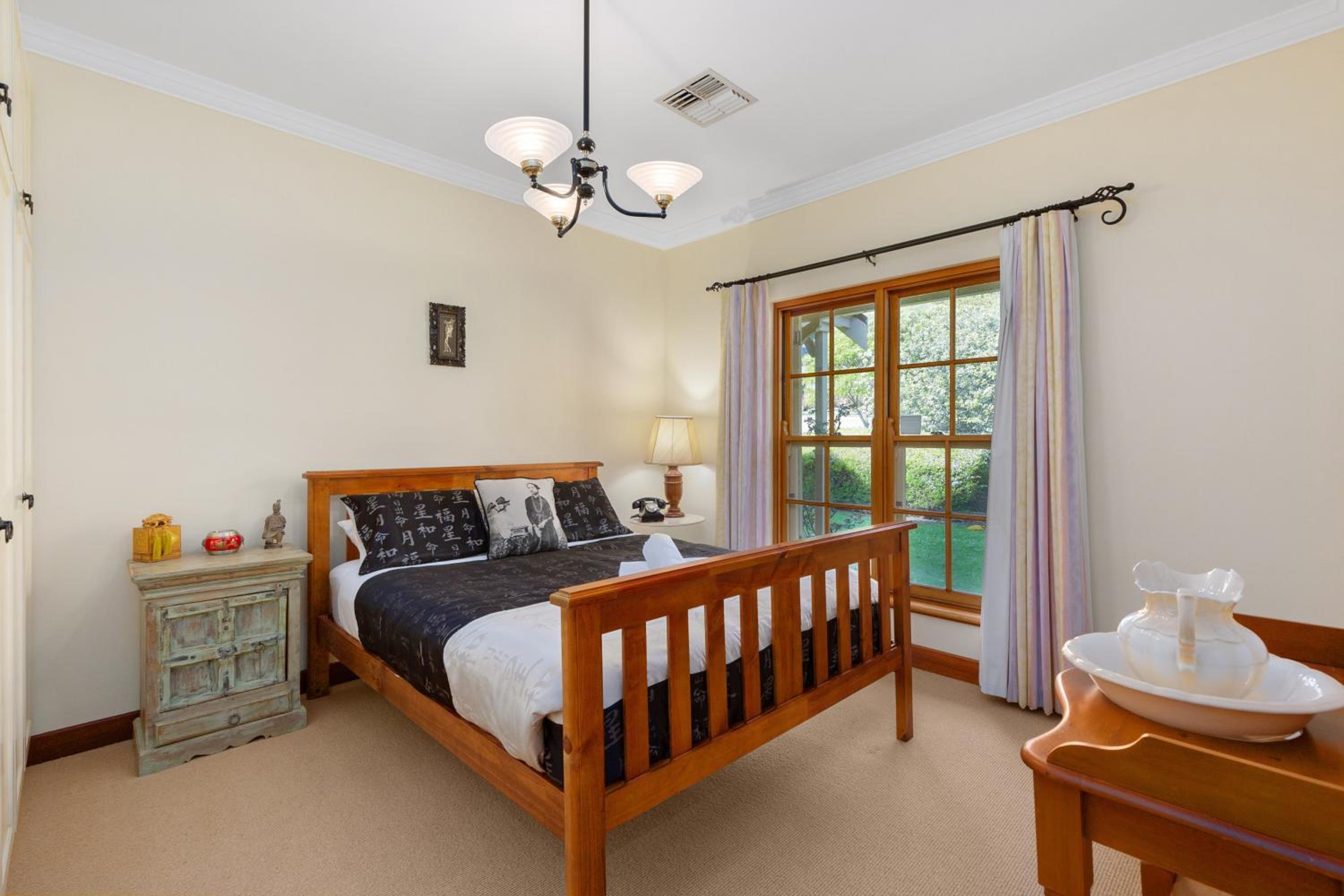 Elcott House - Carrickalinga - C21 SouthCoast Holidays