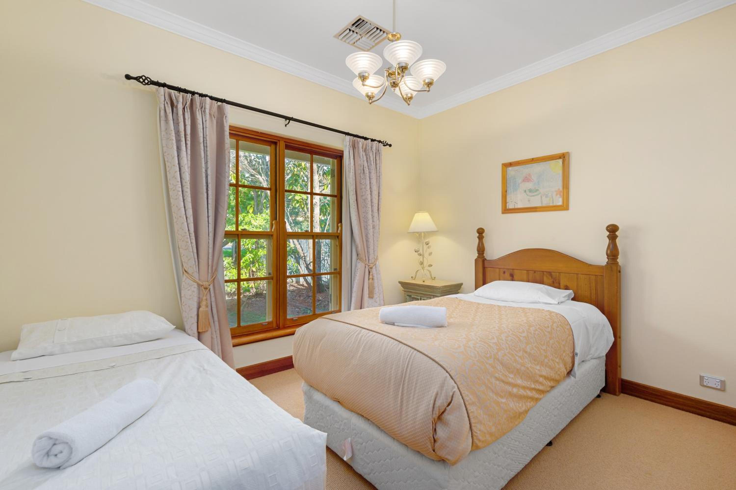 Elcott House - Carrickalinga - C21 SouthCoast Holidays