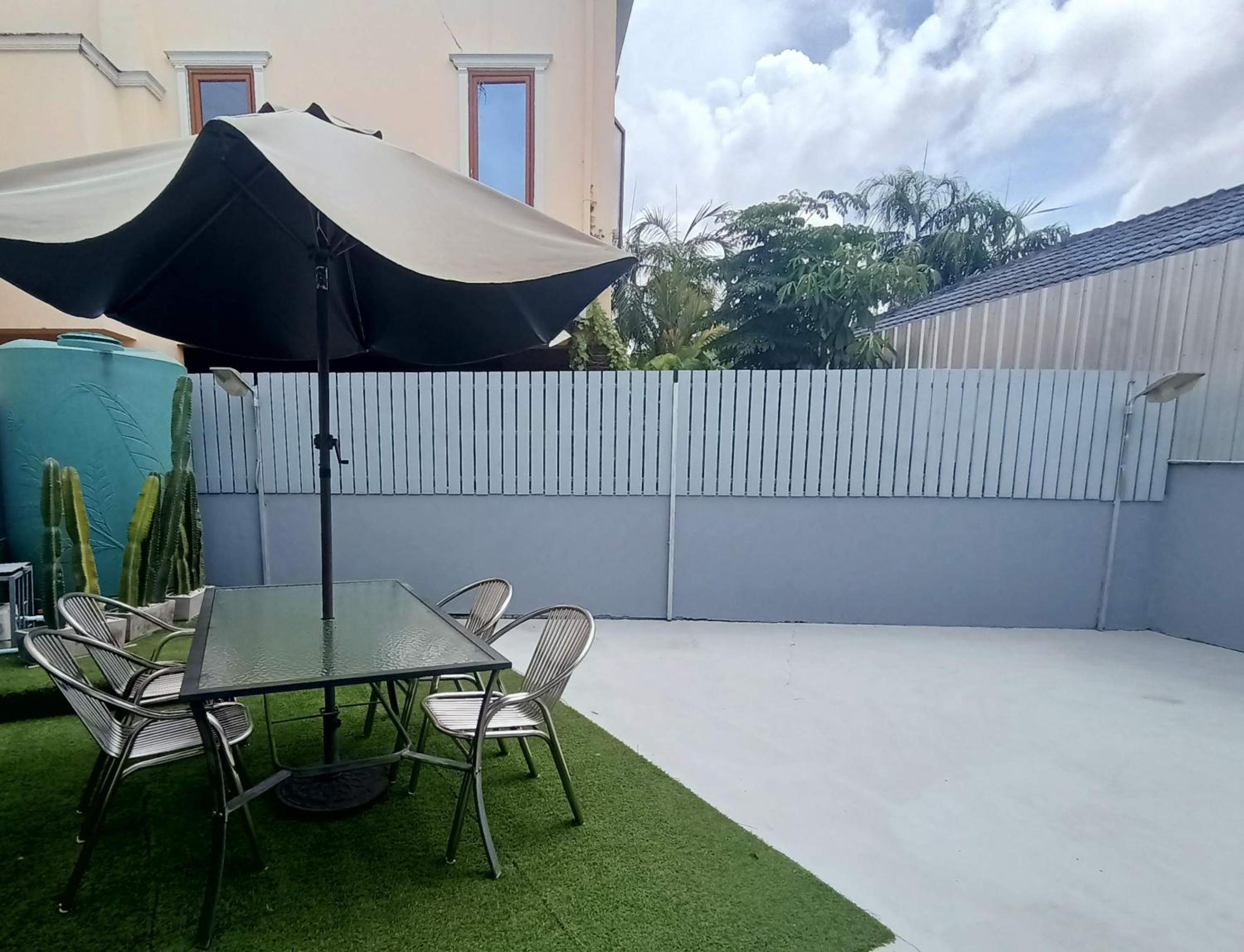Near boxing center, 1BR apartment, Sofa bed, Wifi
