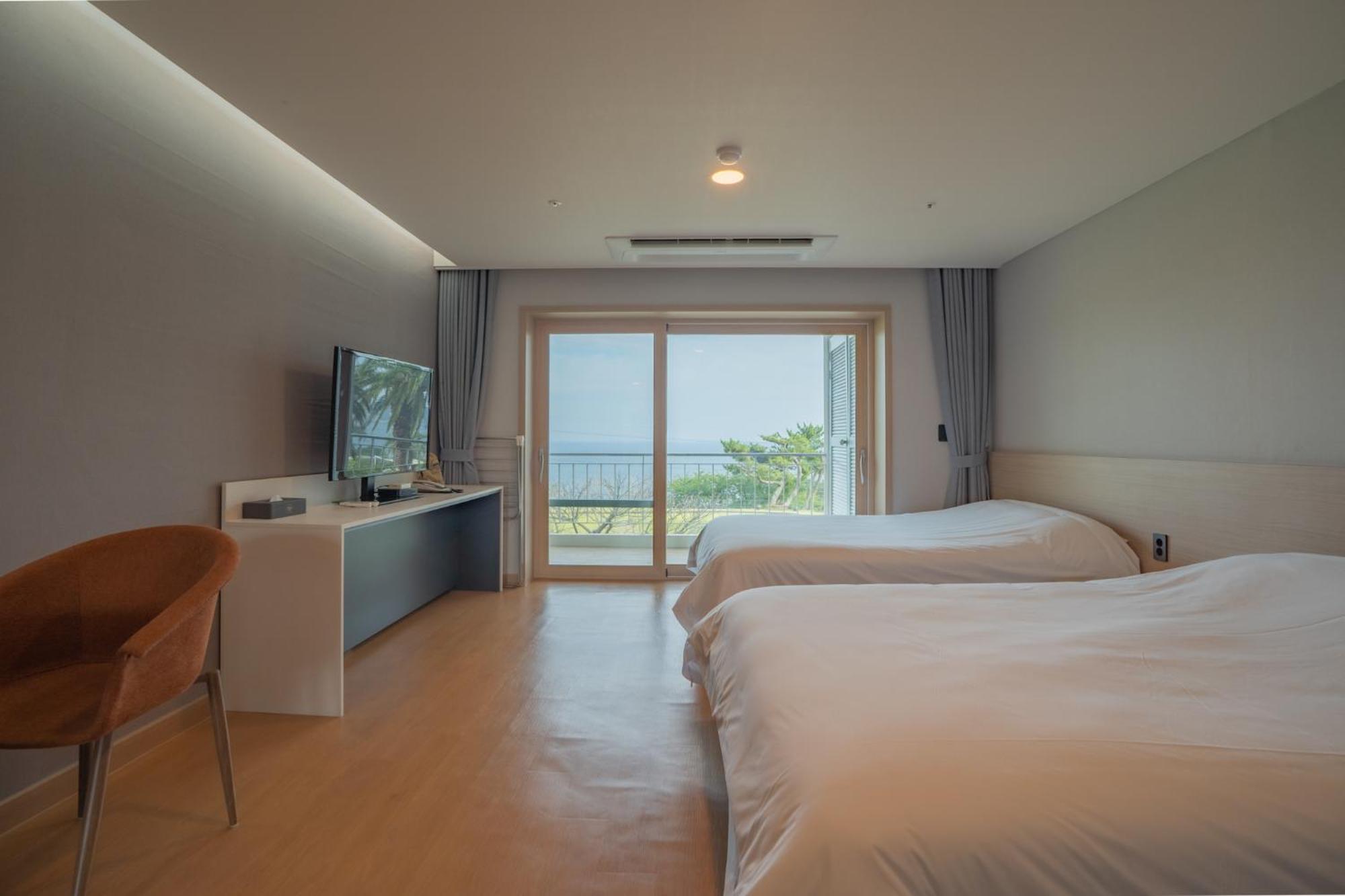 Seaore Resort