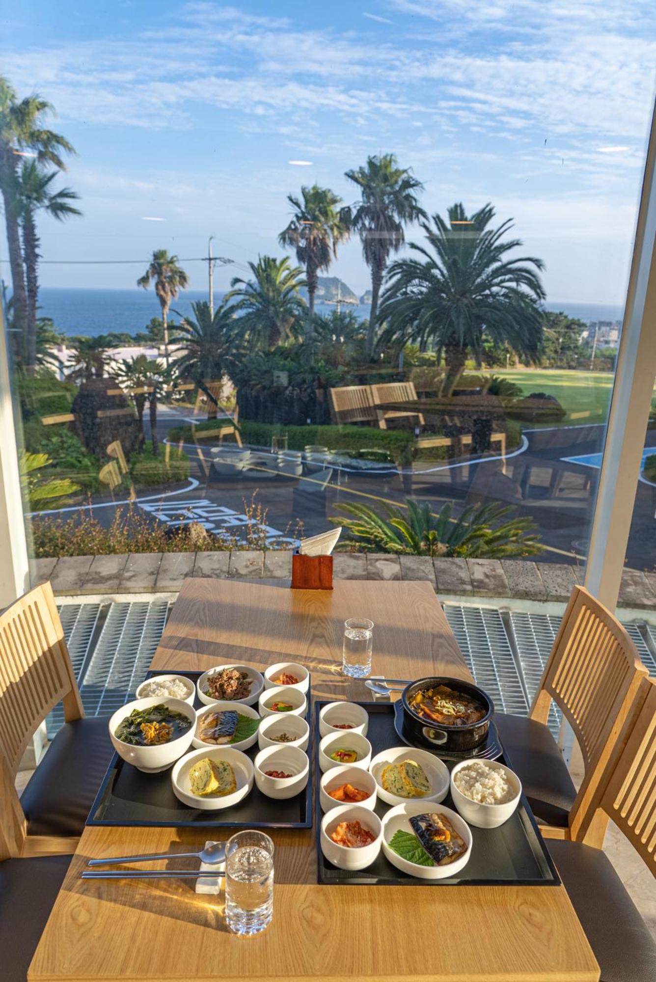 Seaore Resort