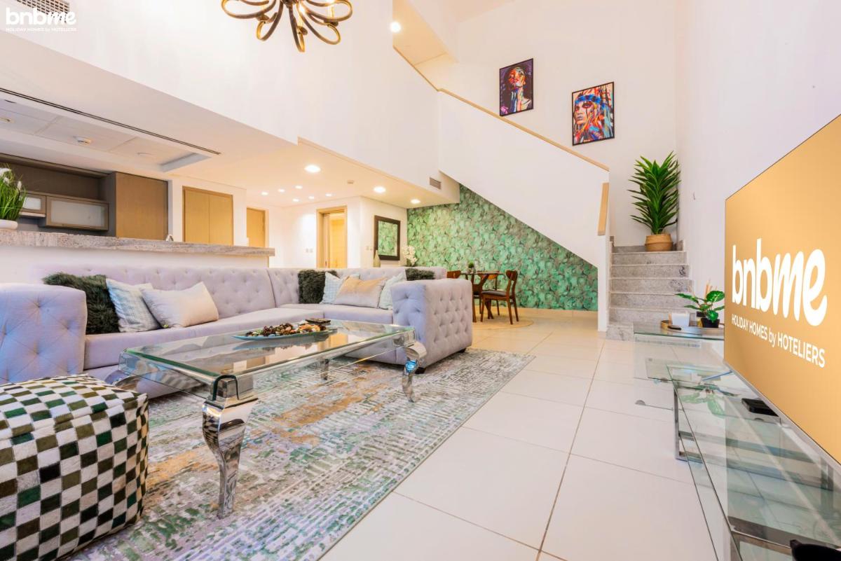 bnbmehomes - Duplex Living walk to Burj K and Dubai Mall - L313