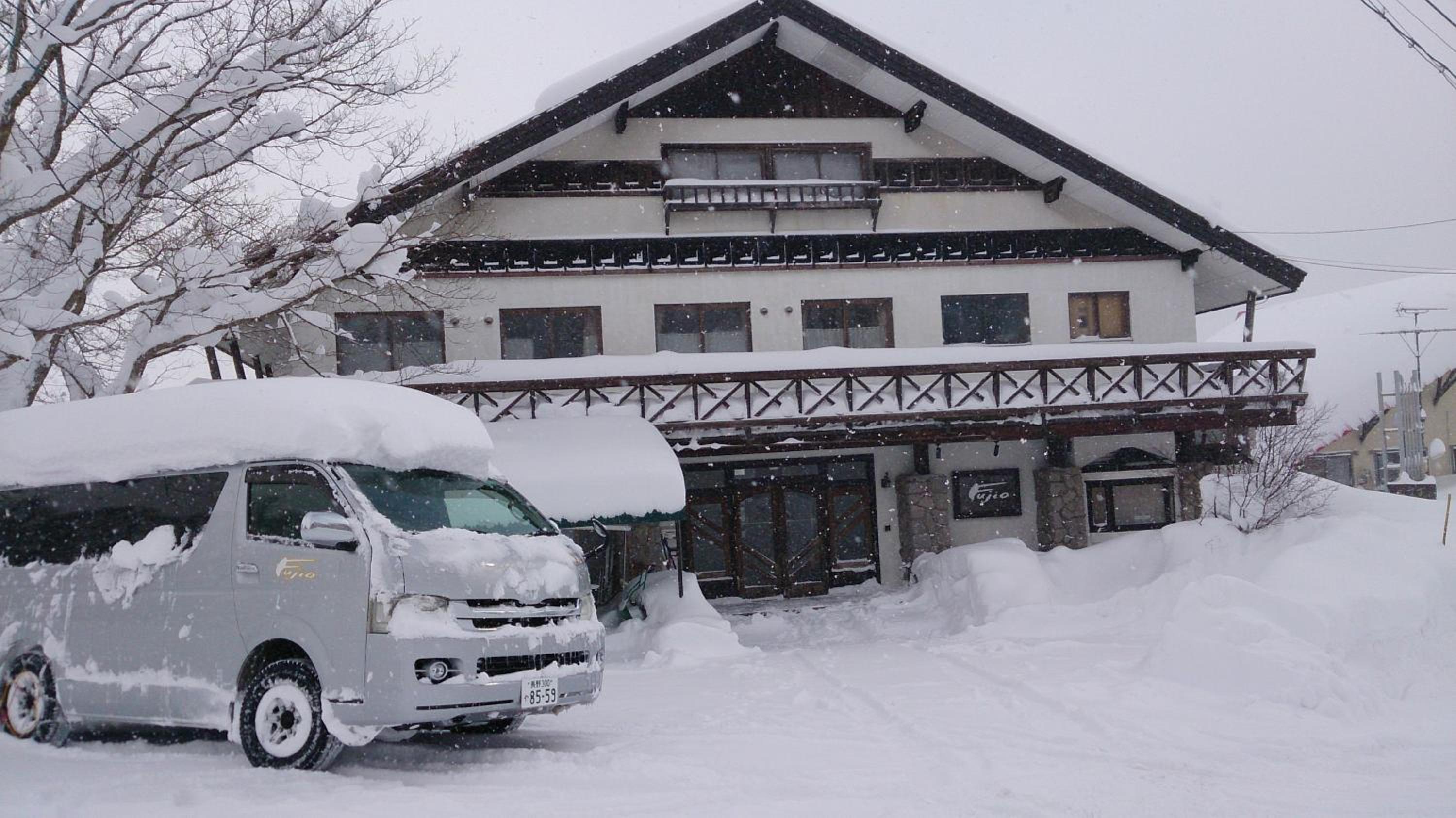 Fujio Pension Madarao Apartment Hotel & Restaurant