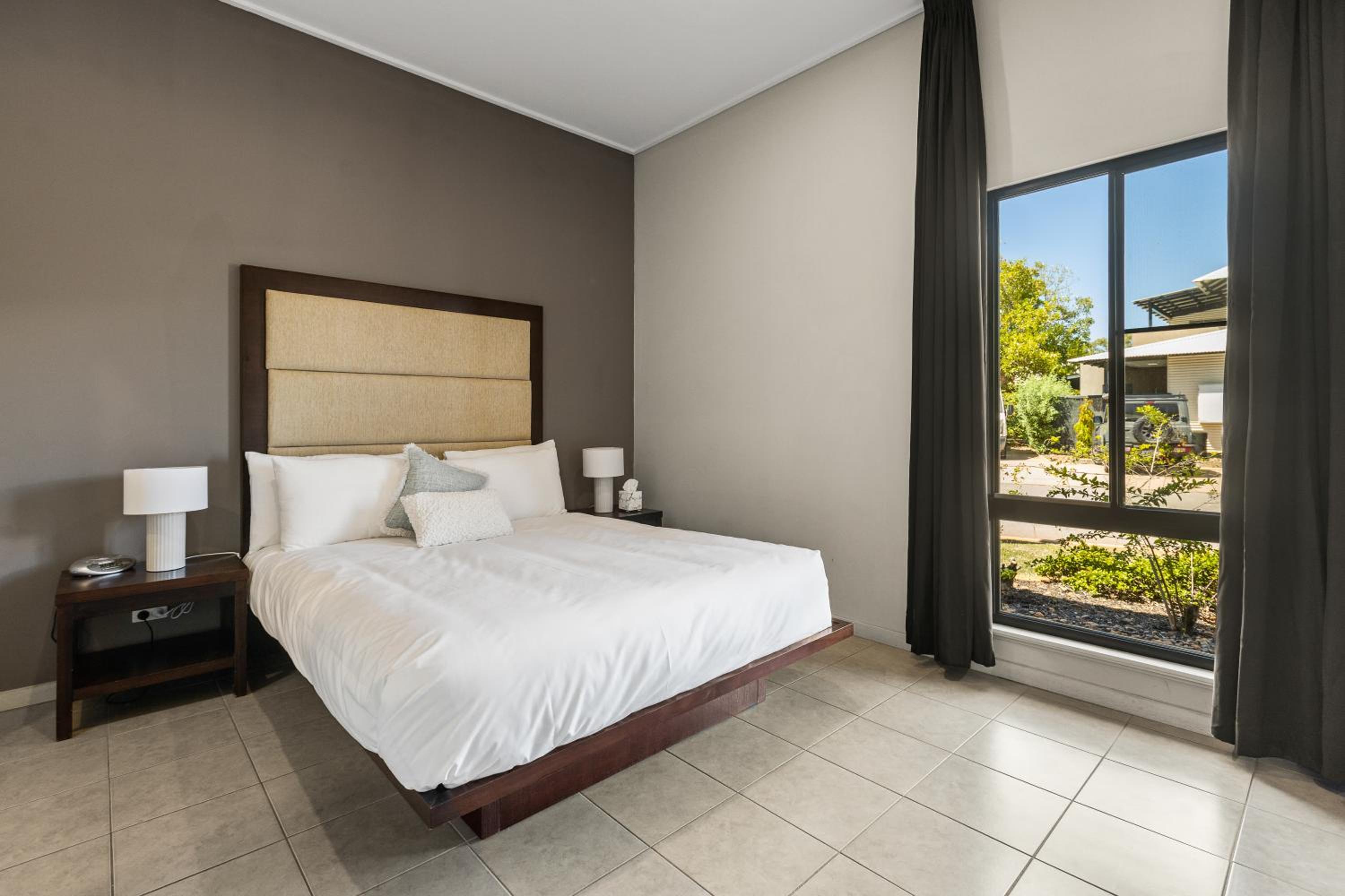 Broome Apartments