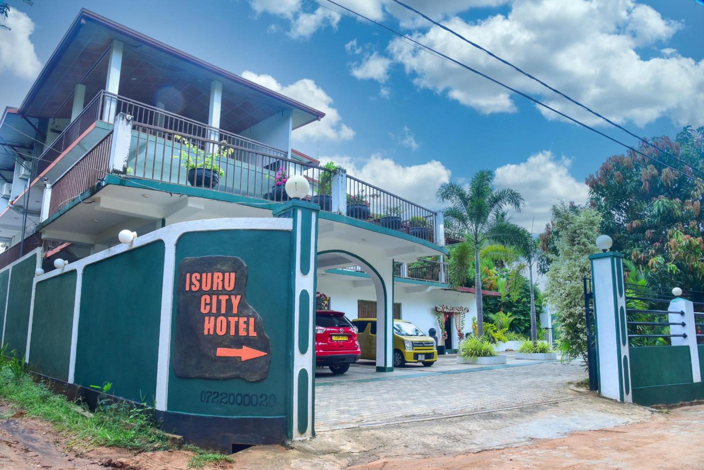 Hotel New Isuru City - Image 1