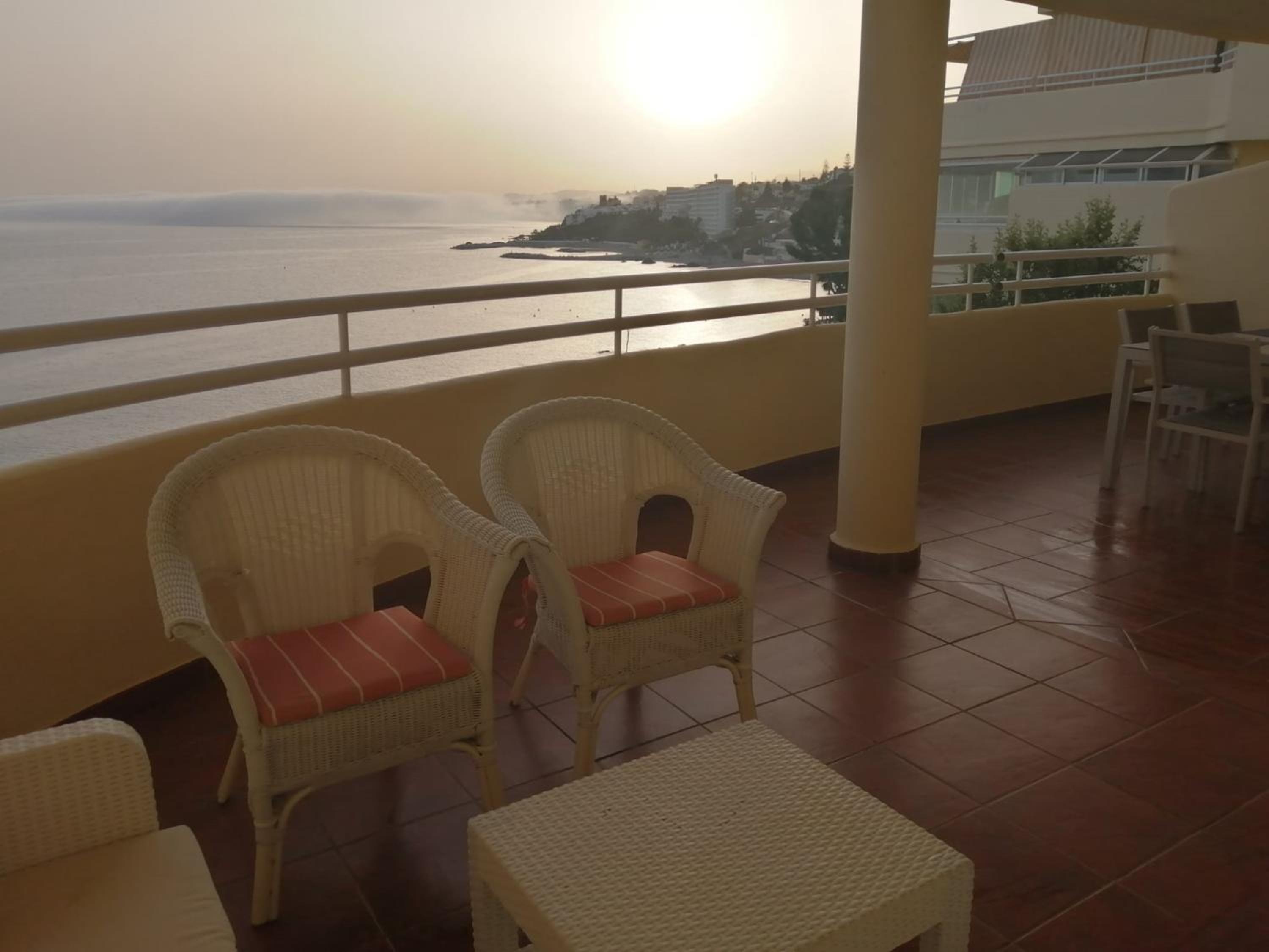 Holidays2Benalmadena Torrequebrada Sea view Front beach with pool parking & terraces