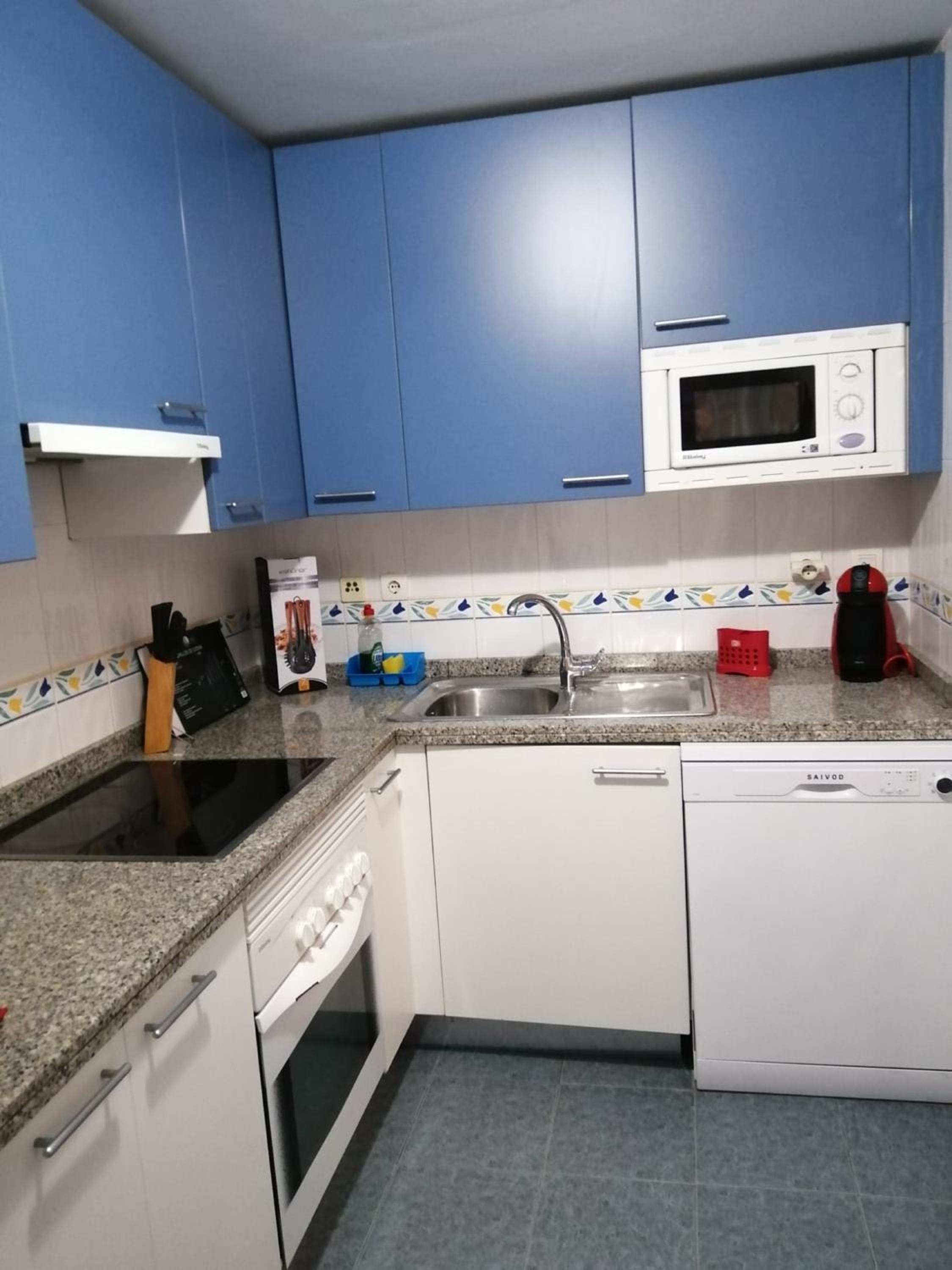 Holidays2Benalmadena Torrequebrada Sea view Front beach with pool parking & terraces