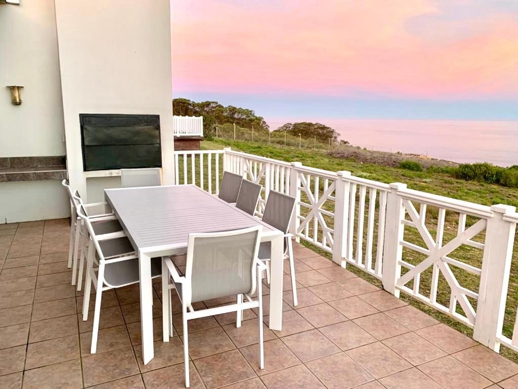 Signature Lodge 3 @ Pinnacle Point Golf Estate view 5