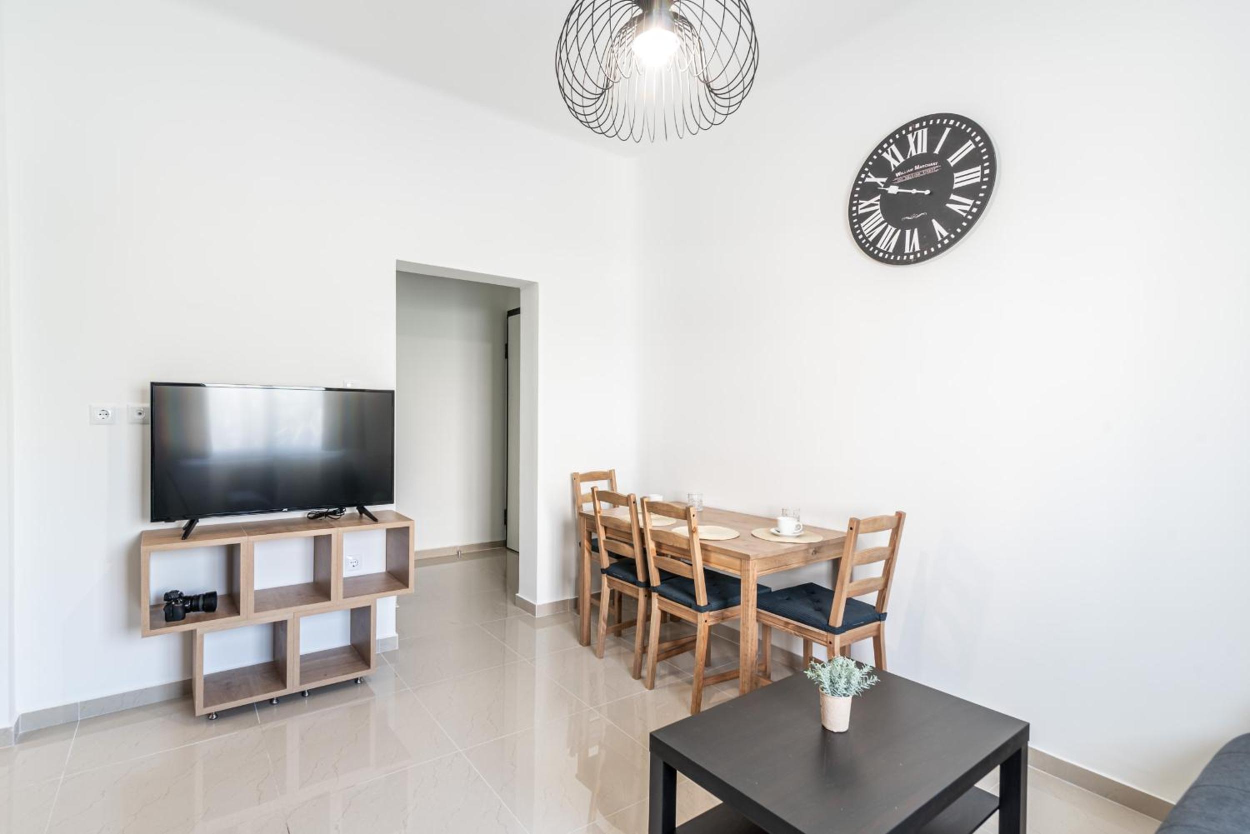 Blue Riviera villas & suites - Alimos 2