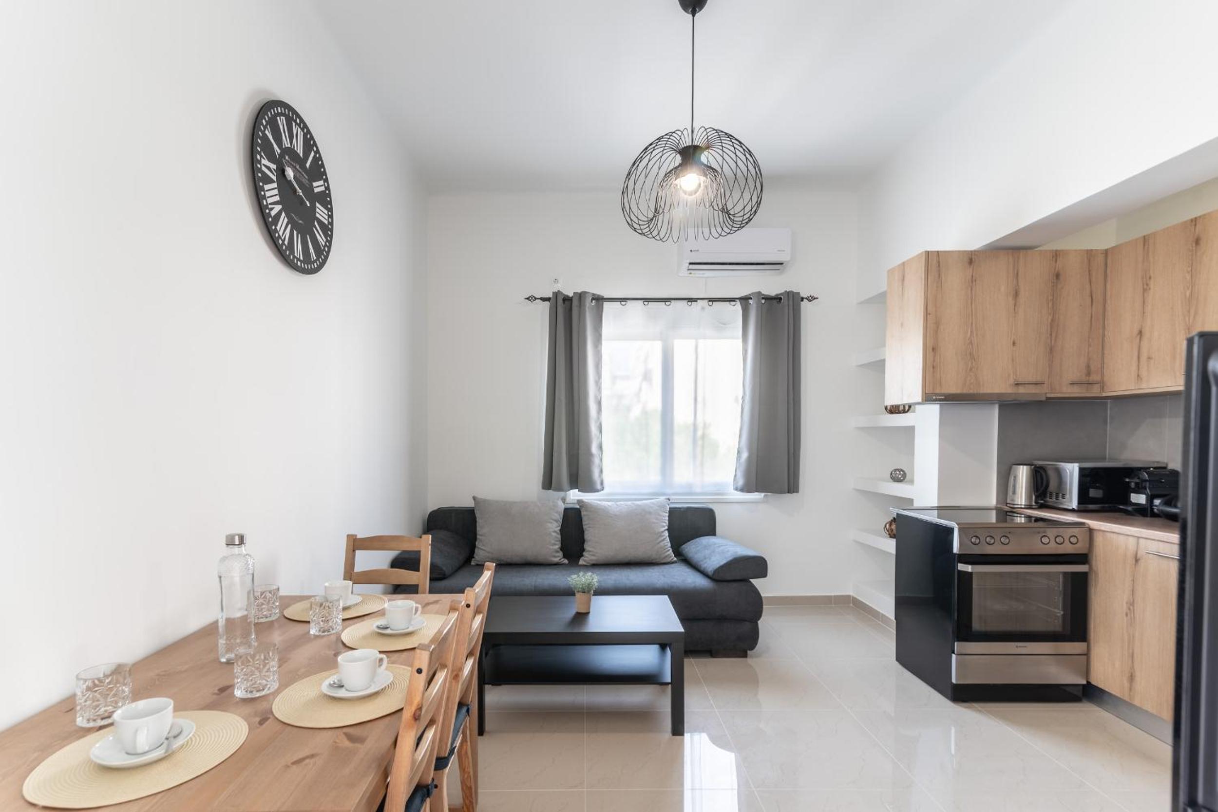 Blue Riviera villas & suites - Alimos 2