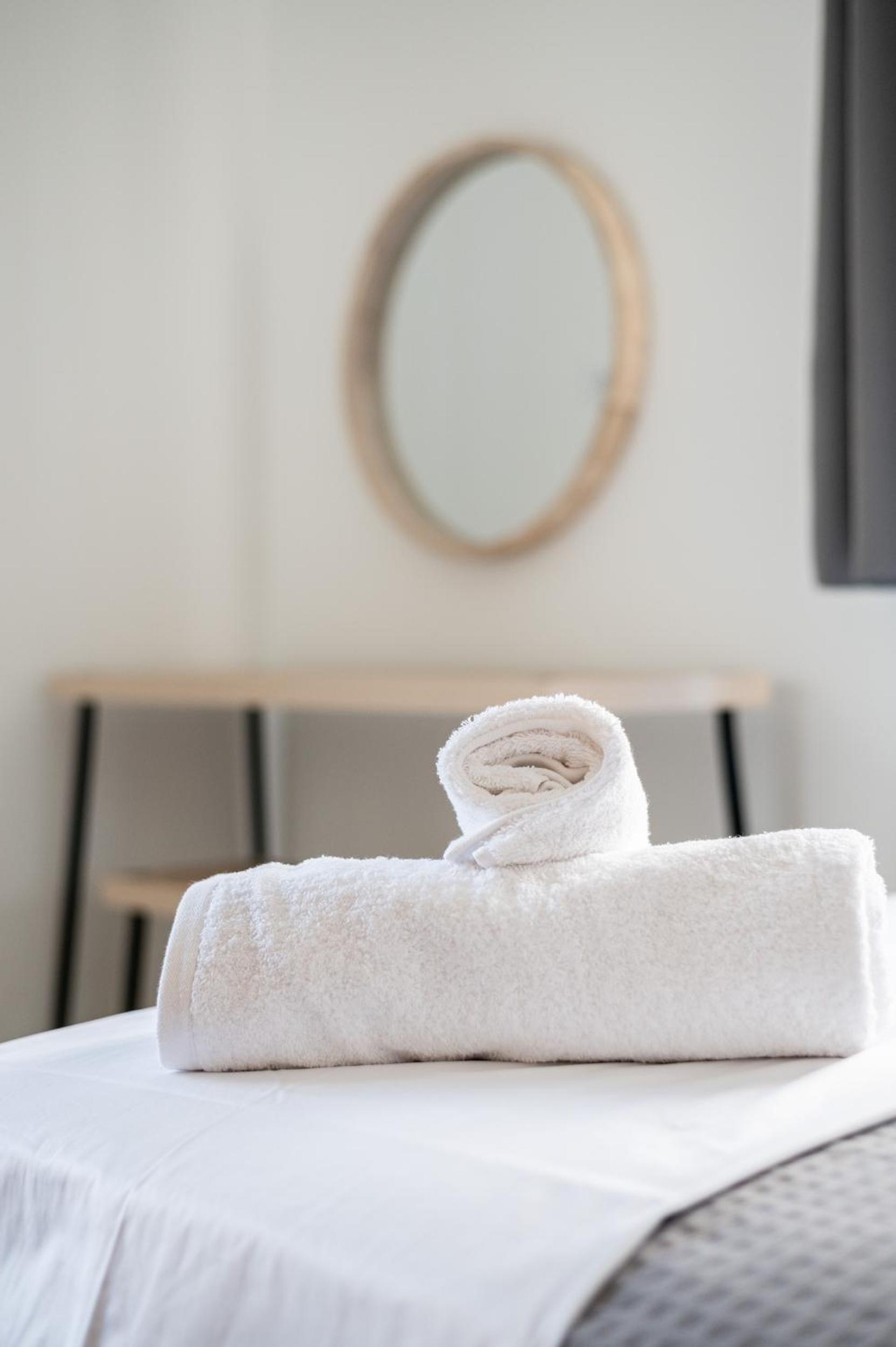 Blue Riviera villas & suites - Alimos 2