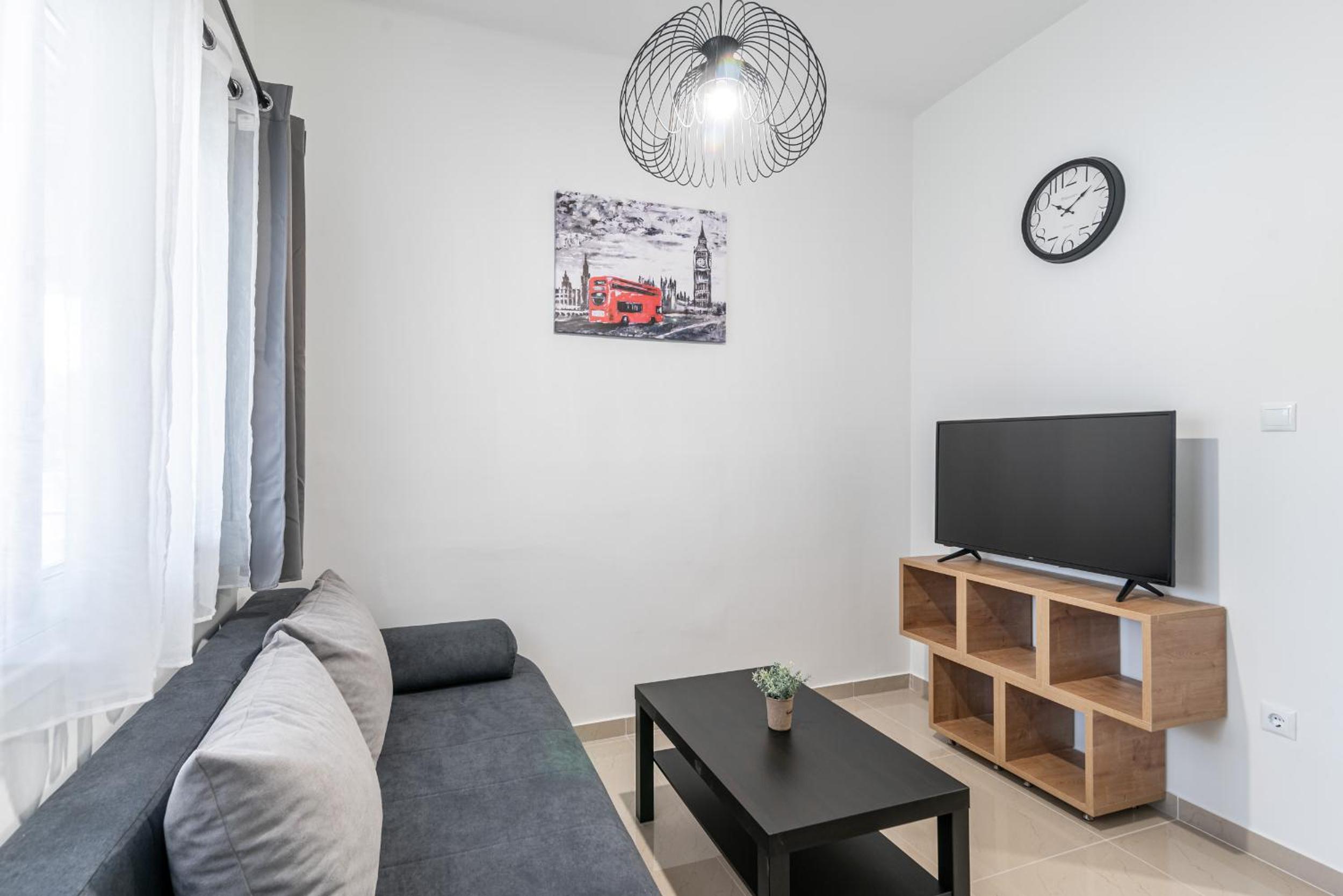Blue Riviera villas & suites - Alimos 2
