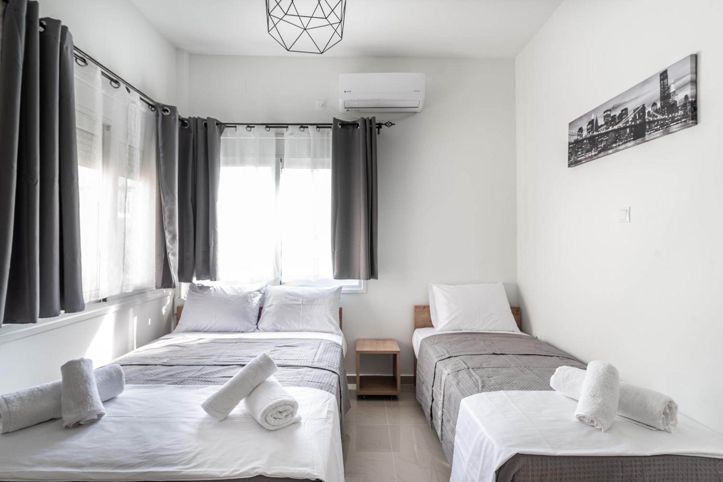 Blue Riviera villas & suites - Alimos 2
