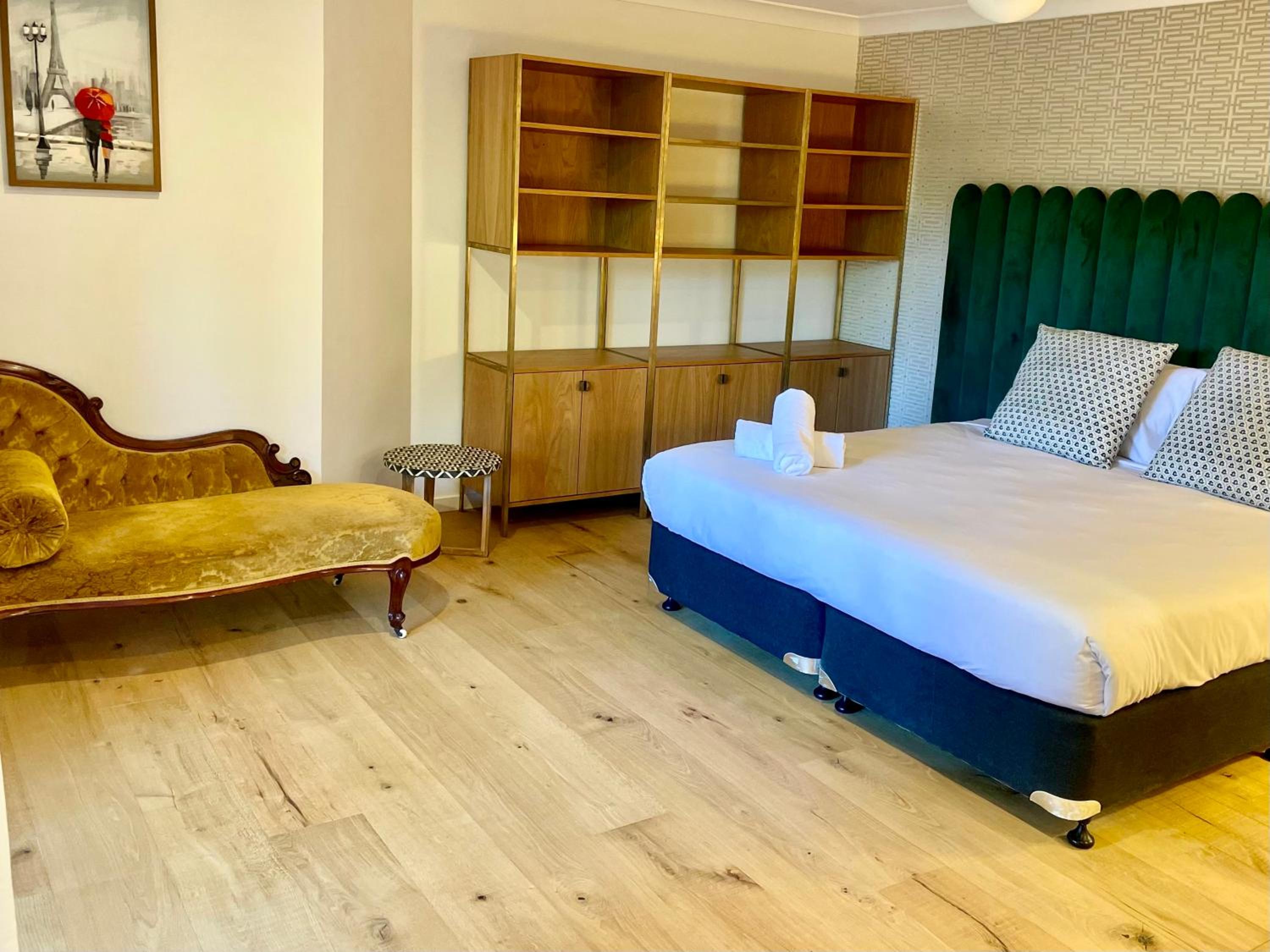 Photo 28
