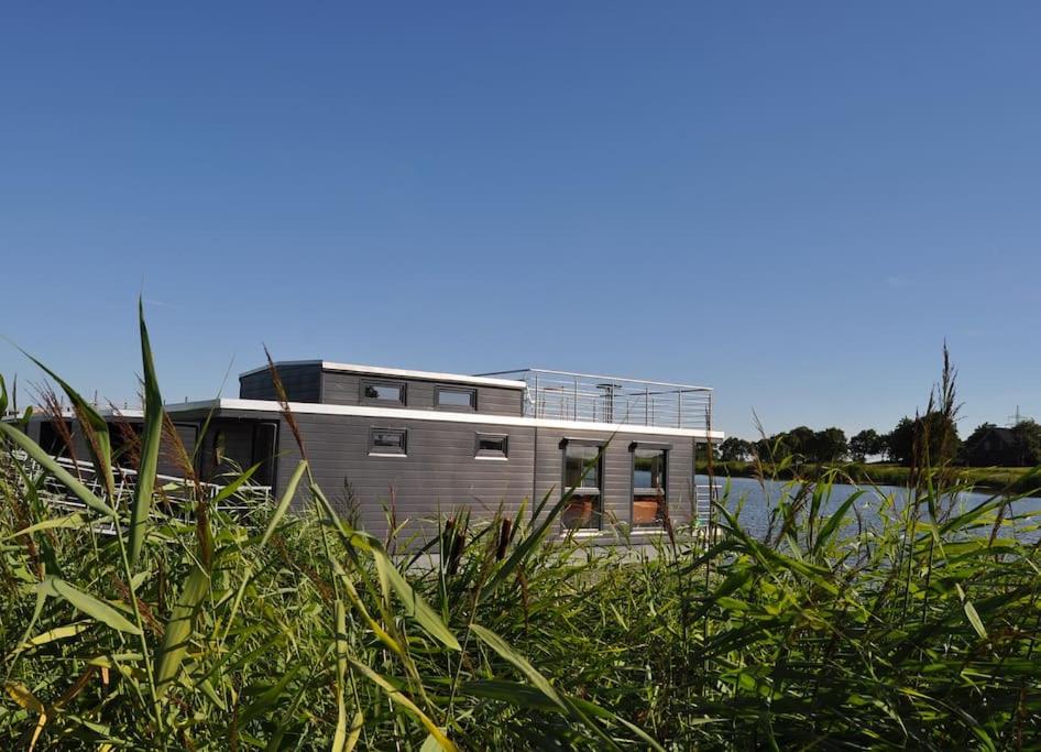 Hausboot Fritz im Wangermeer