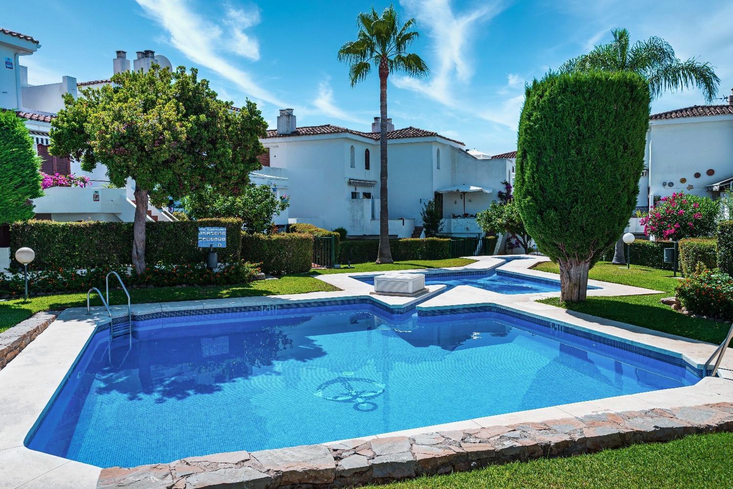 Estepona - Playa - Villa en Albayalde con acceso directo a la piscina photo 2