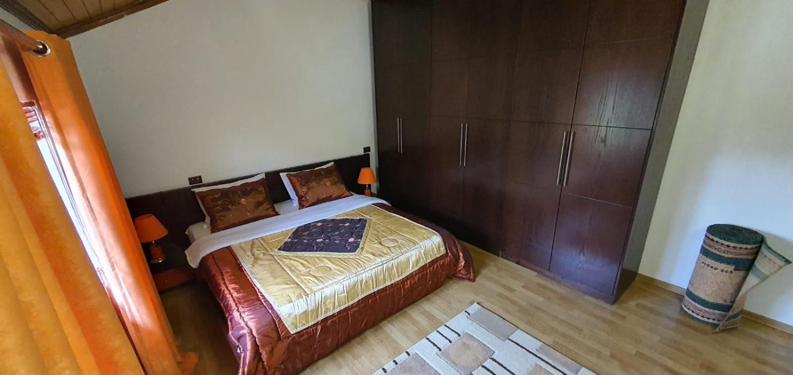 Eni's Villa