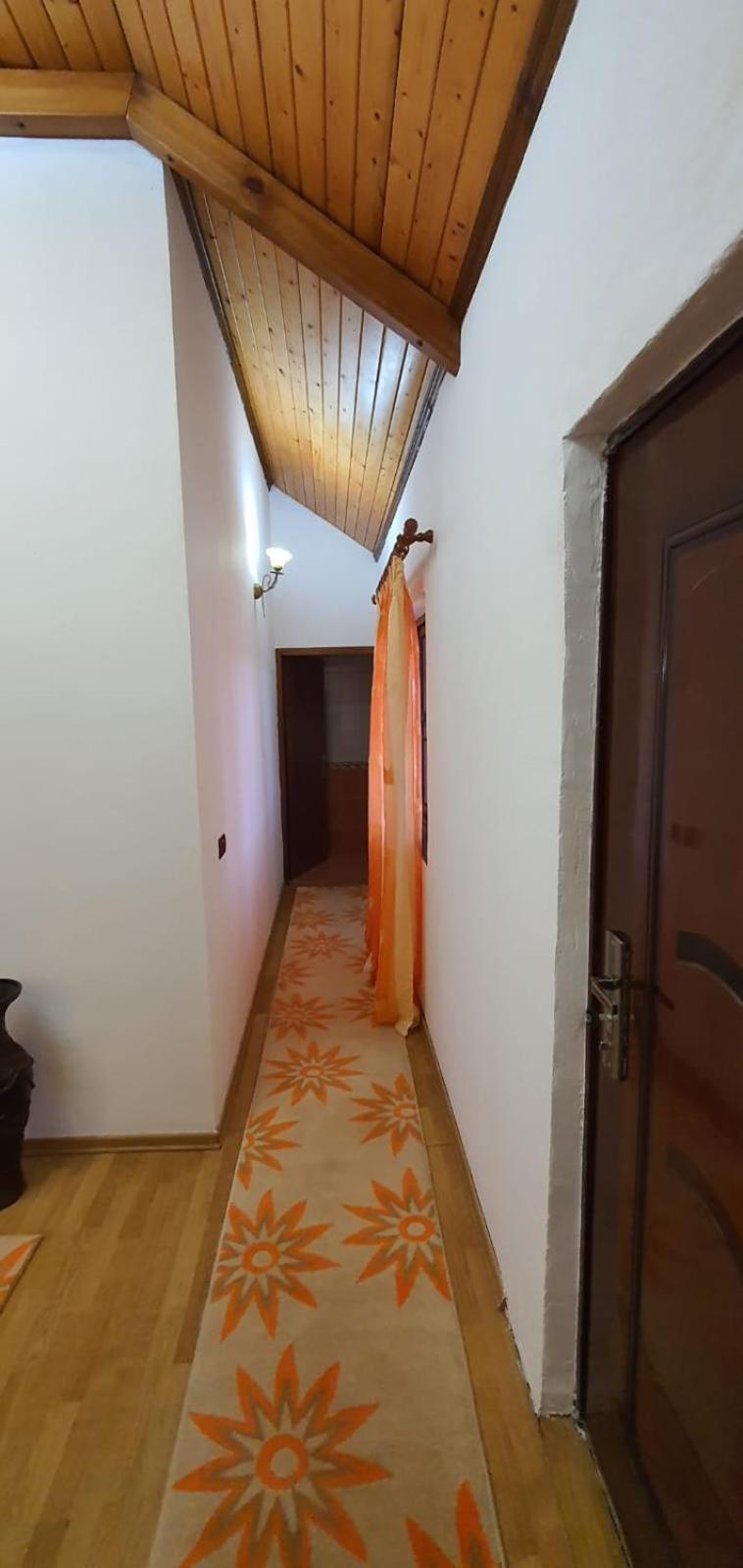 Eni's Villa