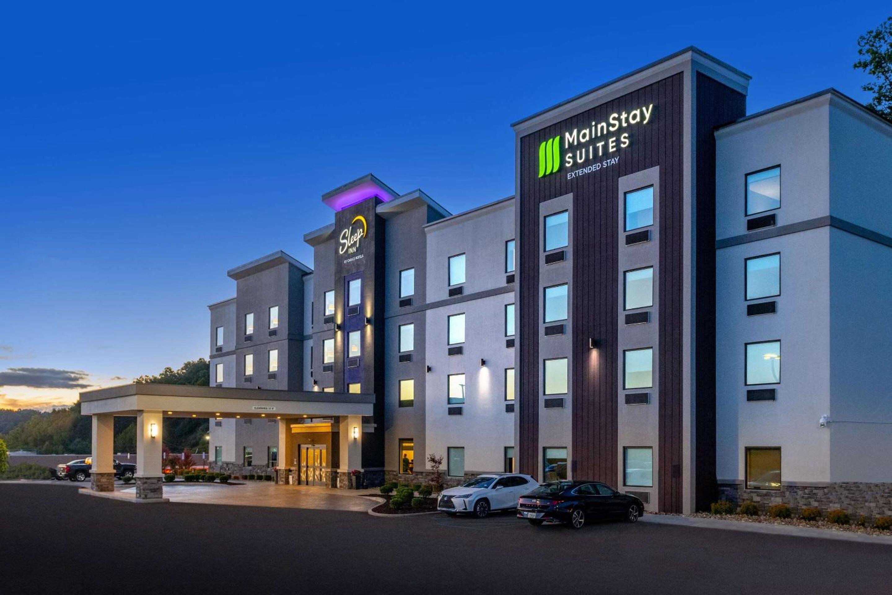 MainStay Suites Winfield-Teays Valley view 2