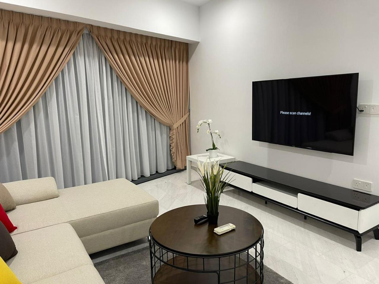 Eaton Residences KLCC by BHS