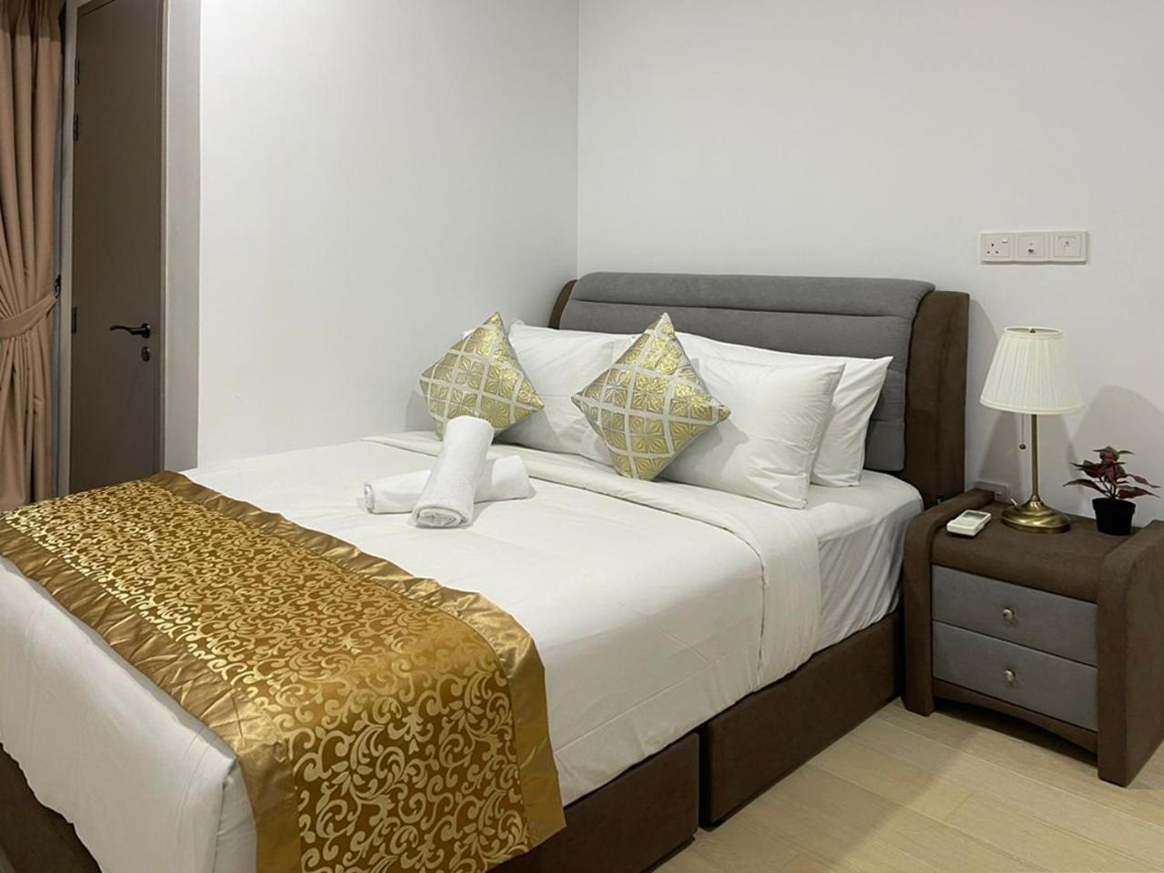 Eaton Residences KLCC by BHS