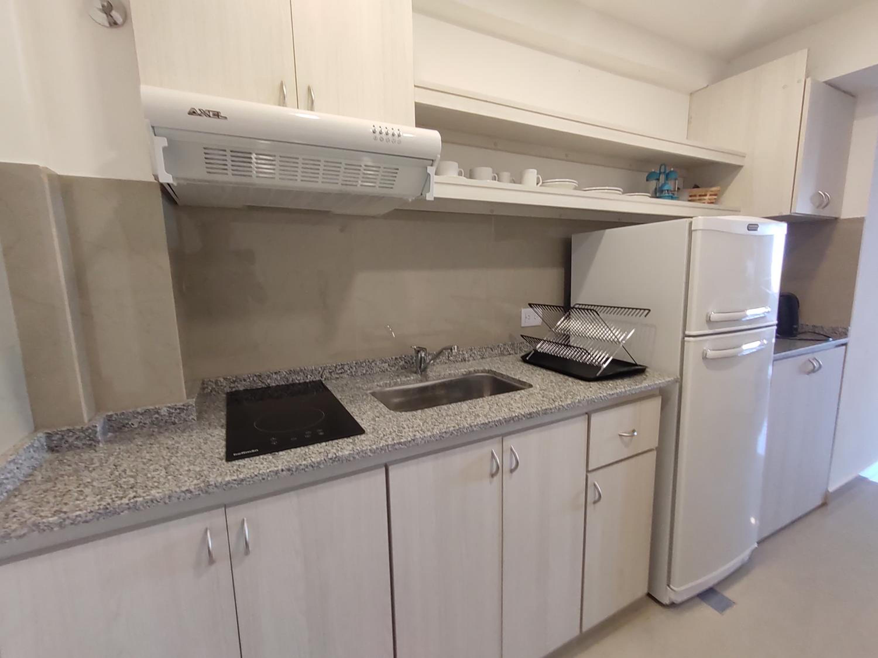 DELFINA suites 2A