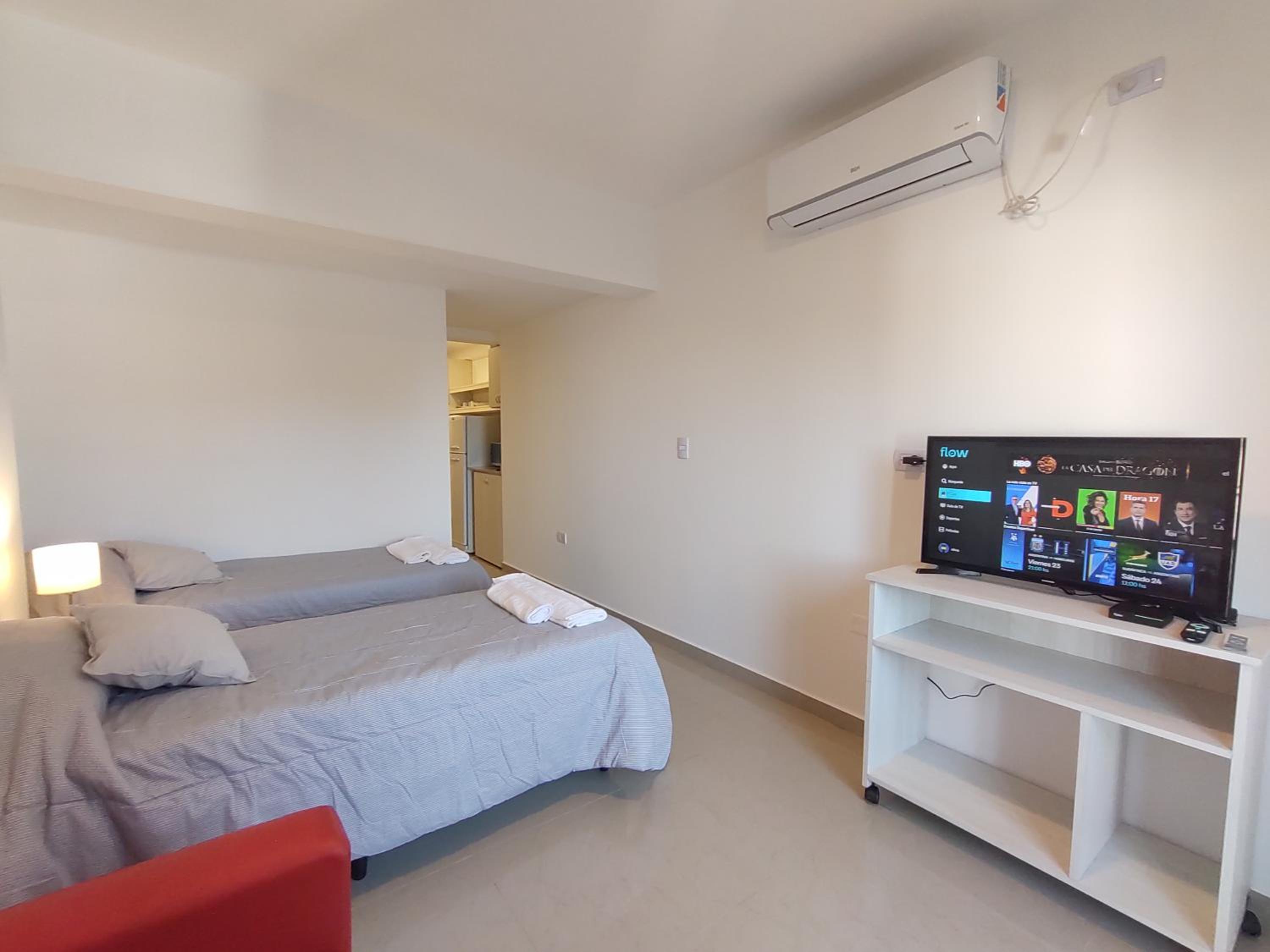 DELFINA suites 2A
