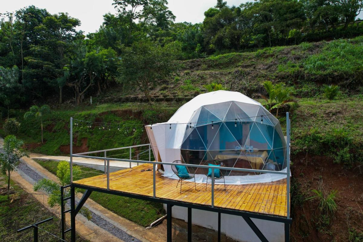 Badu Lodge Puriscal view 2