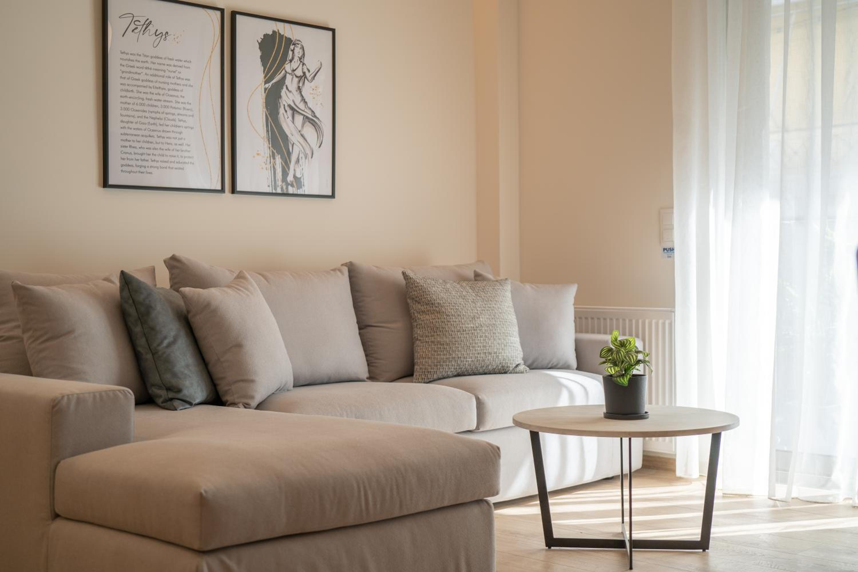 IO SUITES