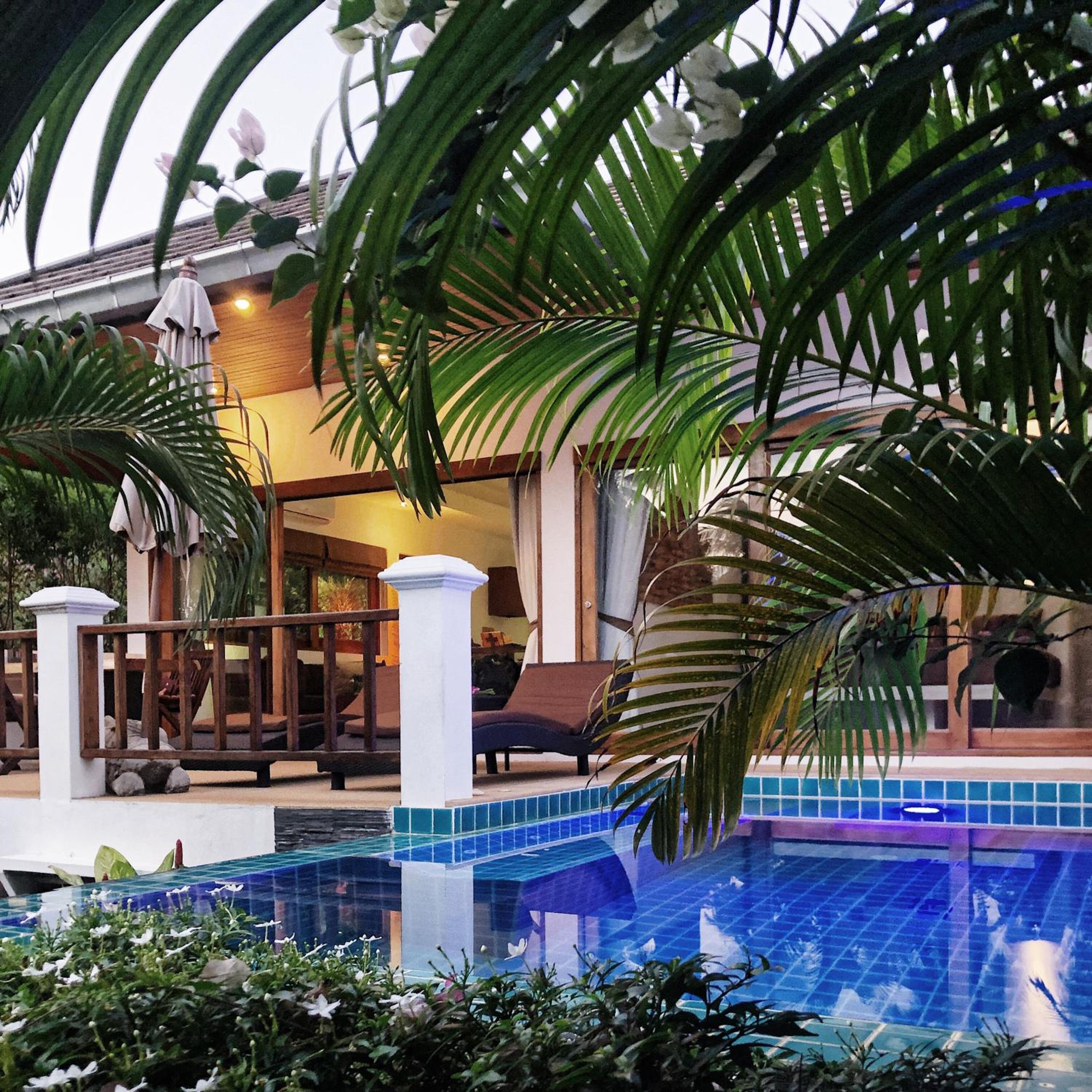 Tropical Season Villa Resort