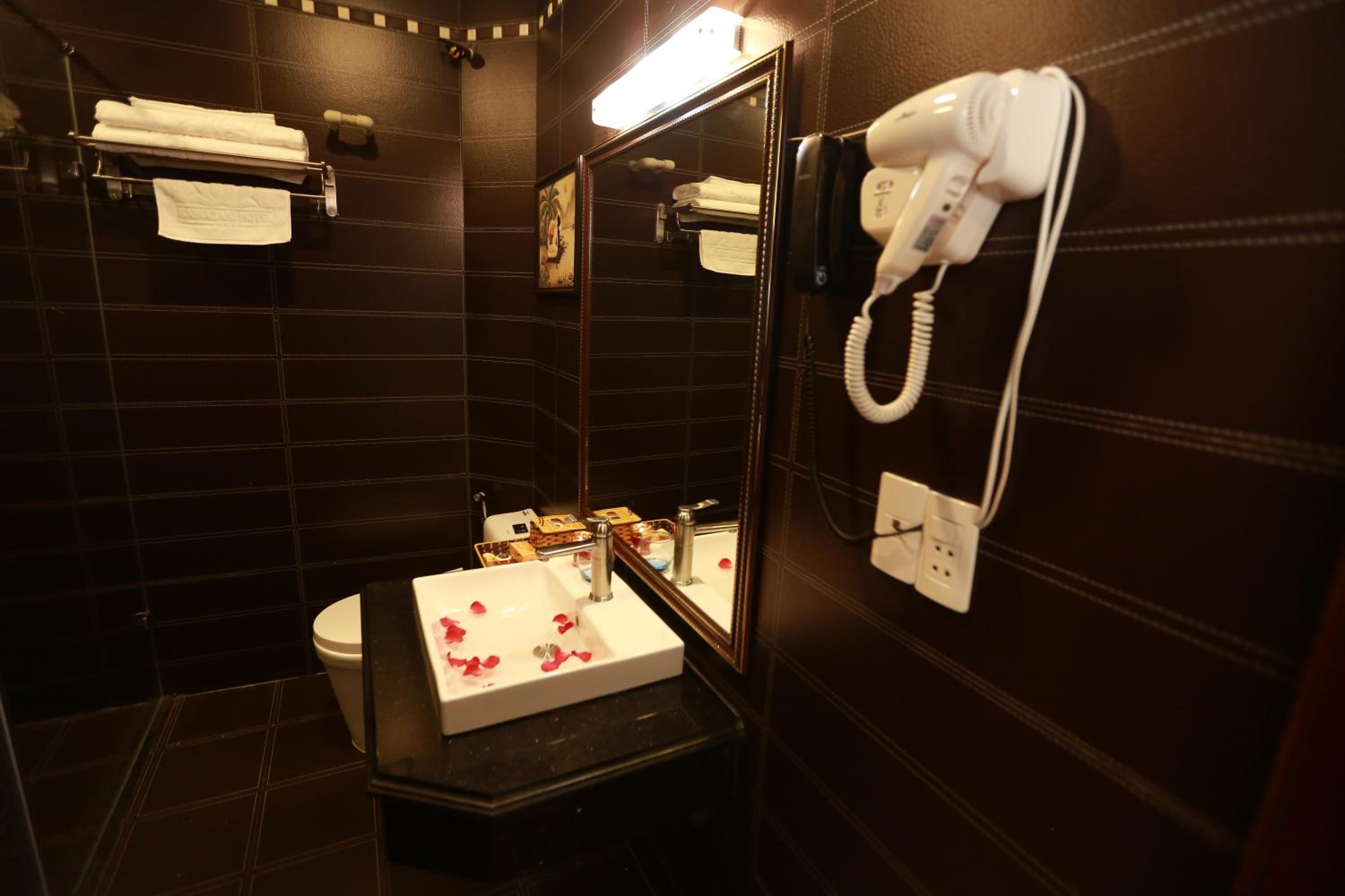 Kawasaki Hotel Cầu Giấy