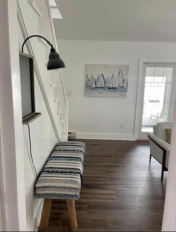 Beautiful Waterfront House in Owasco Lake view 5