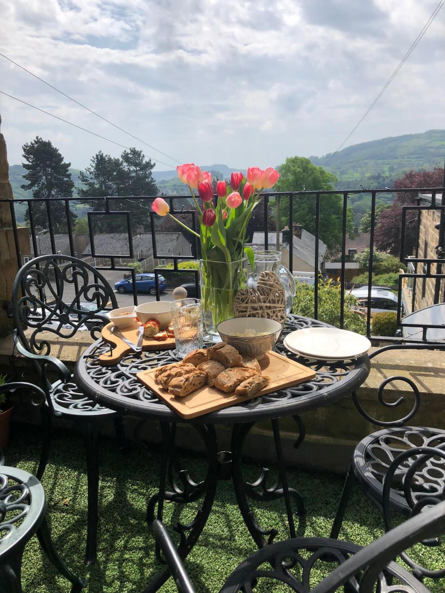 Hilltop House is a welcoming 2 bedroom property view 4
